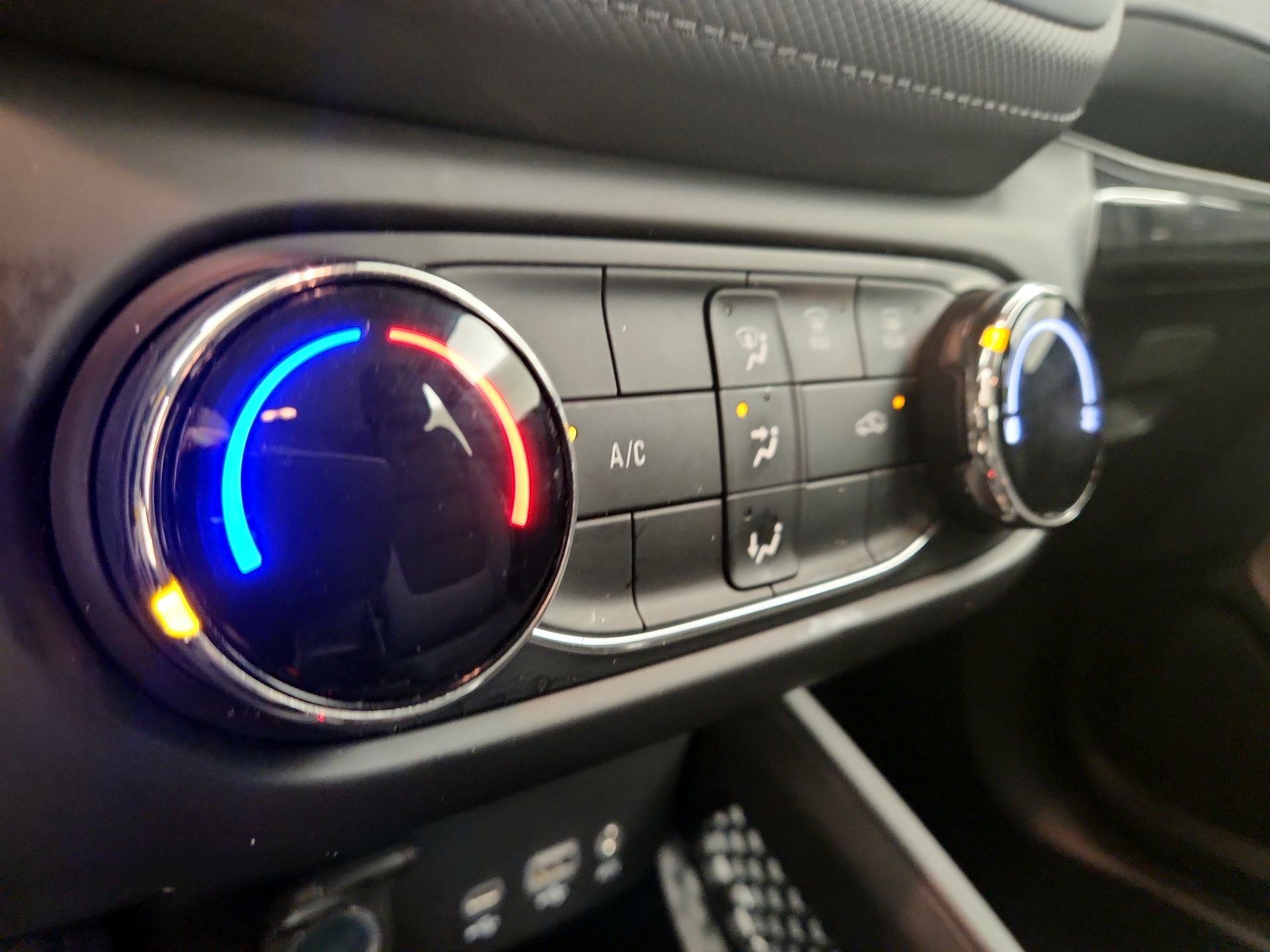 Thumbnail: 2021 Chevrolet TrailBlazer - 17