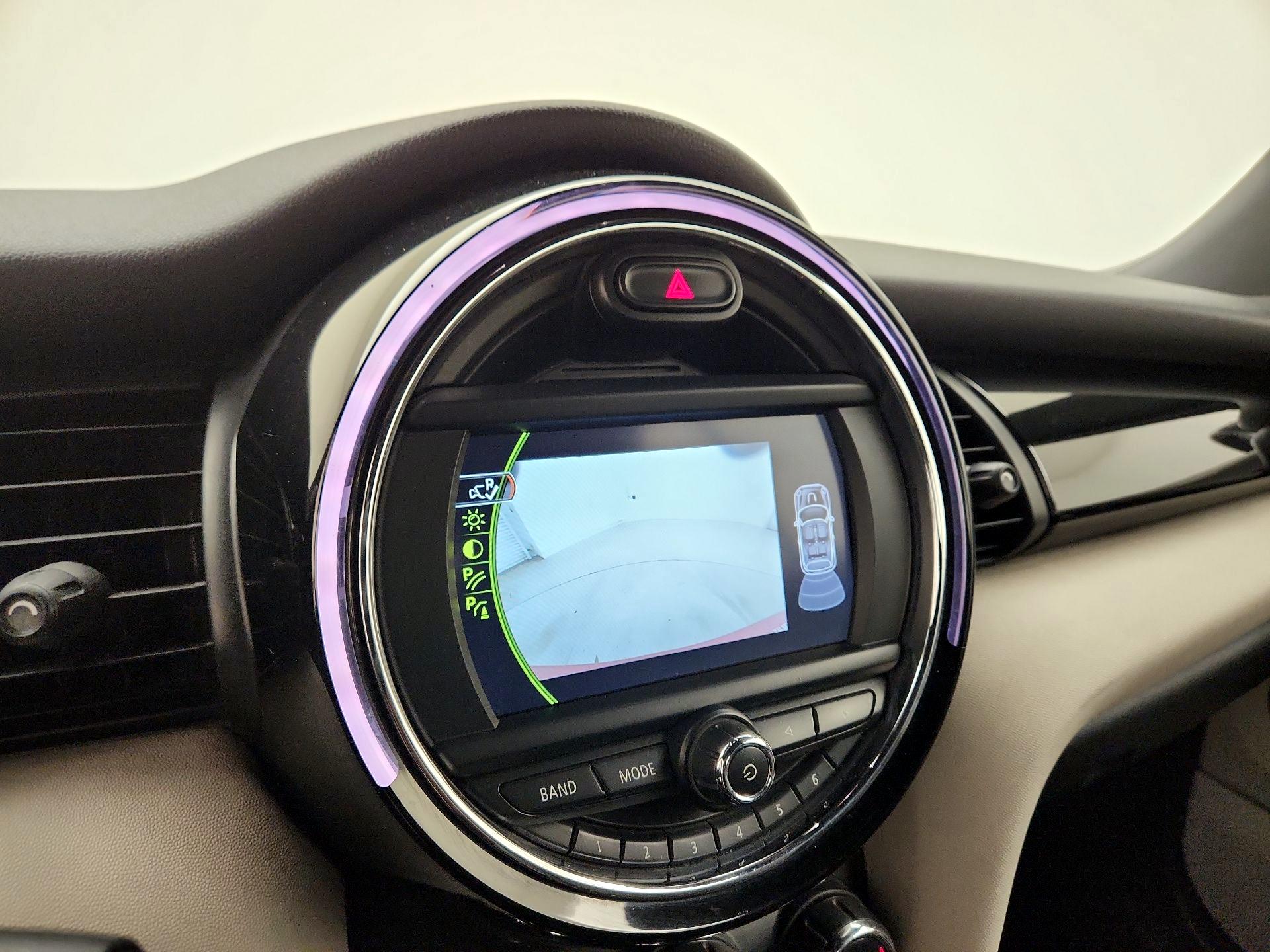 Thumbnail: 2017 MINI Cooper - 14