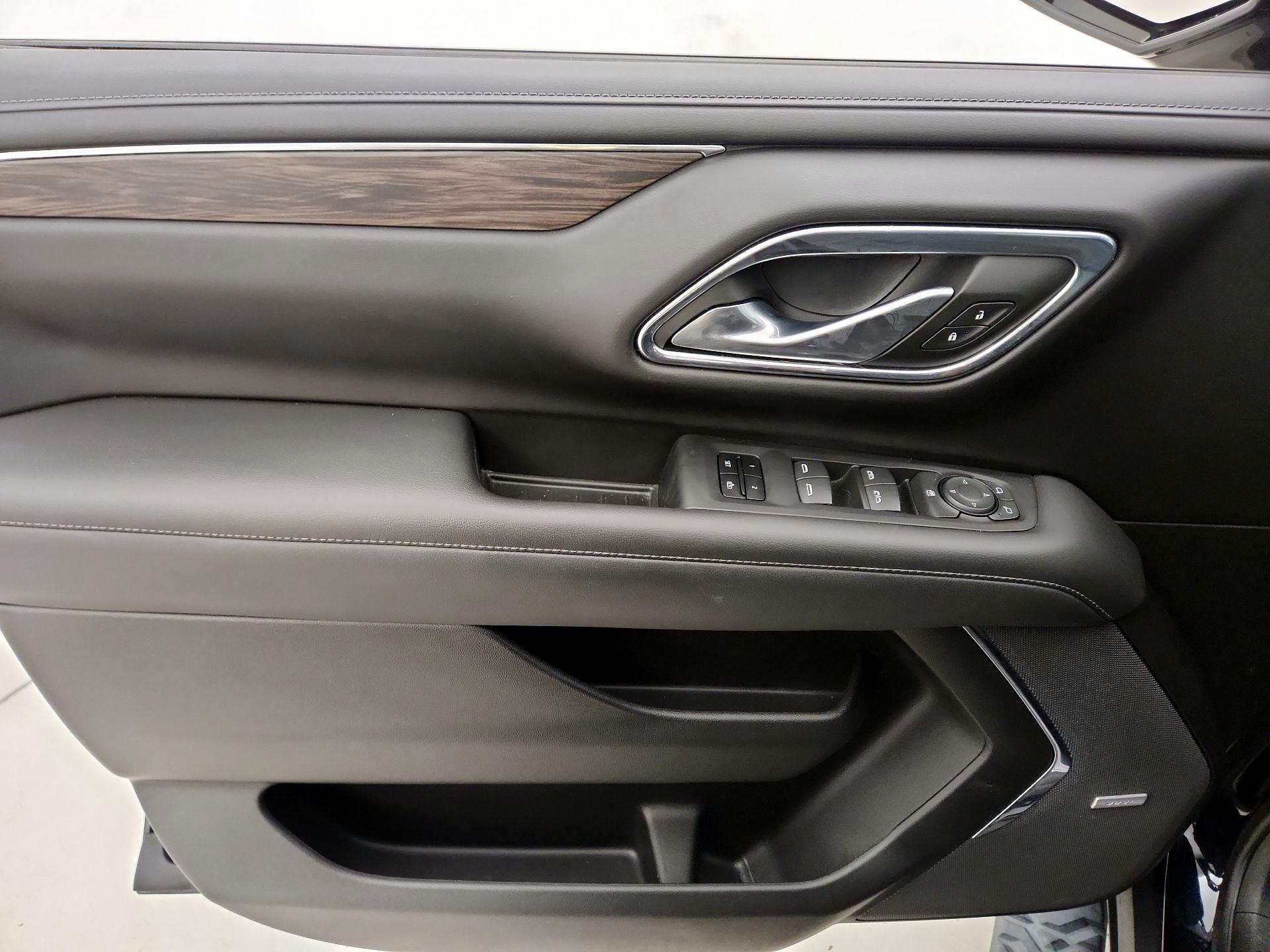 Thumbnail: 2022 Chevrolet Tahoe - 12