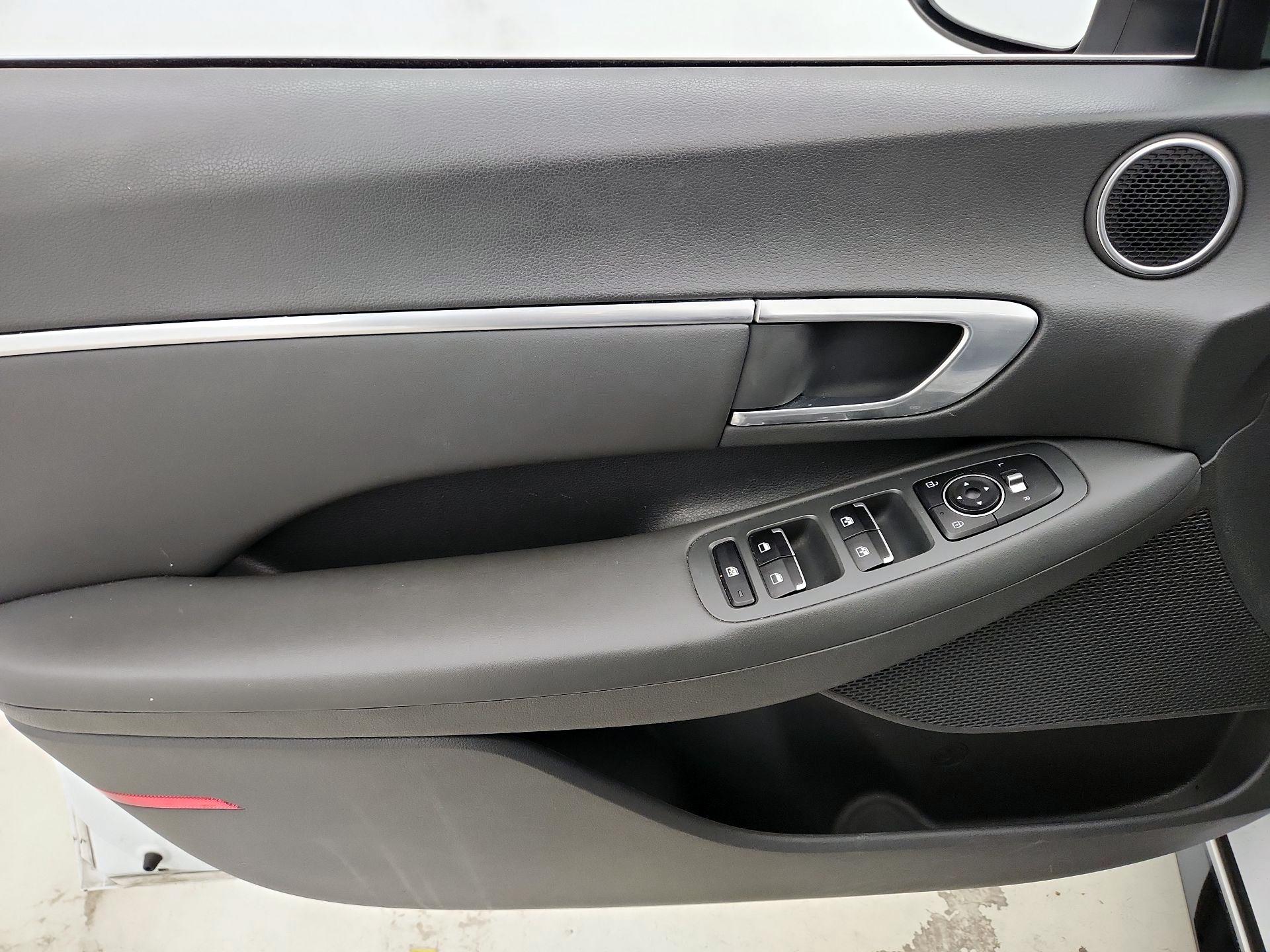 Thumbnail: 2021 Hyundai Sonata - 12