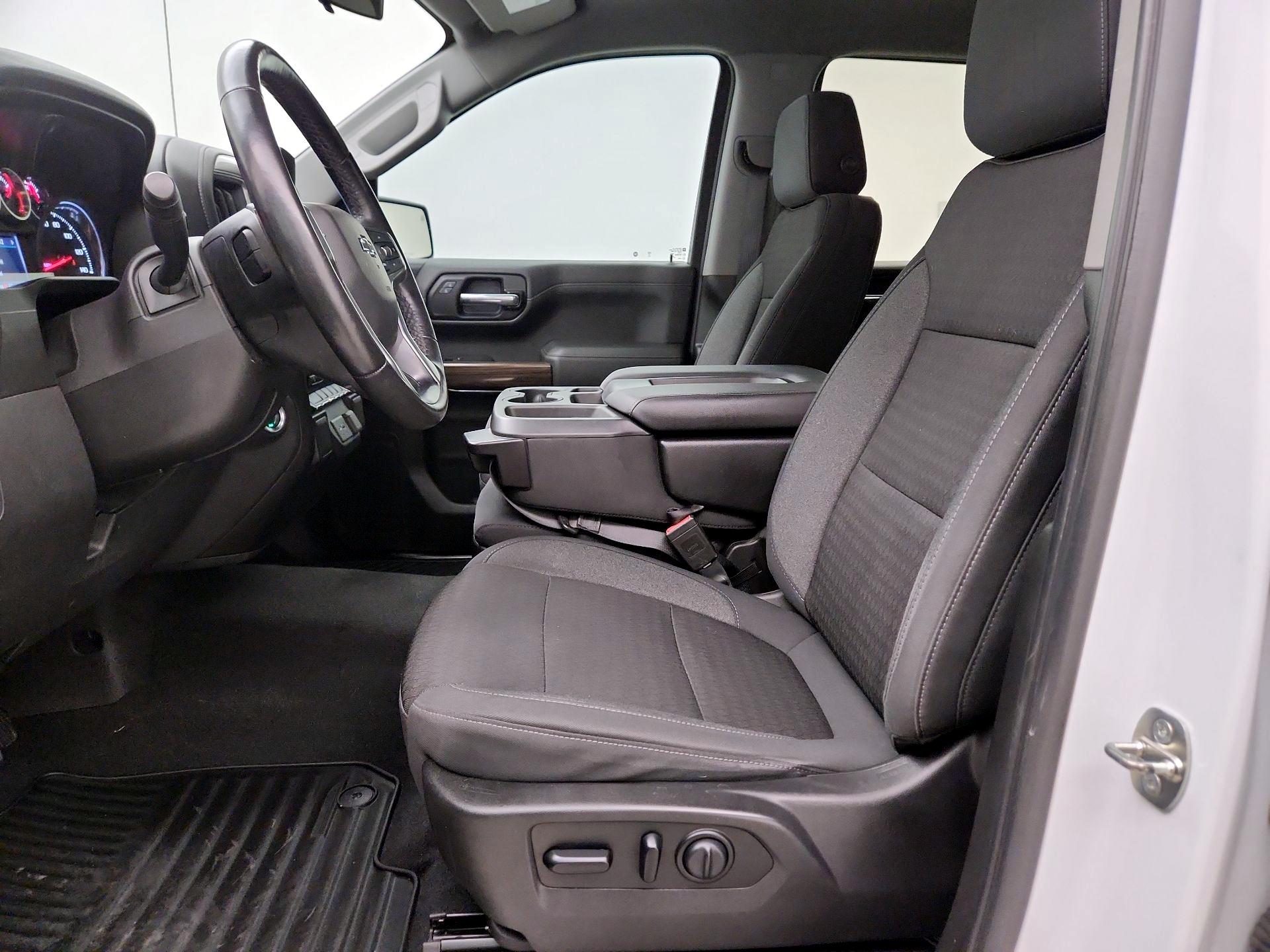 Thumbnail: 2020 Chevrolet Silverado 1500 - 11