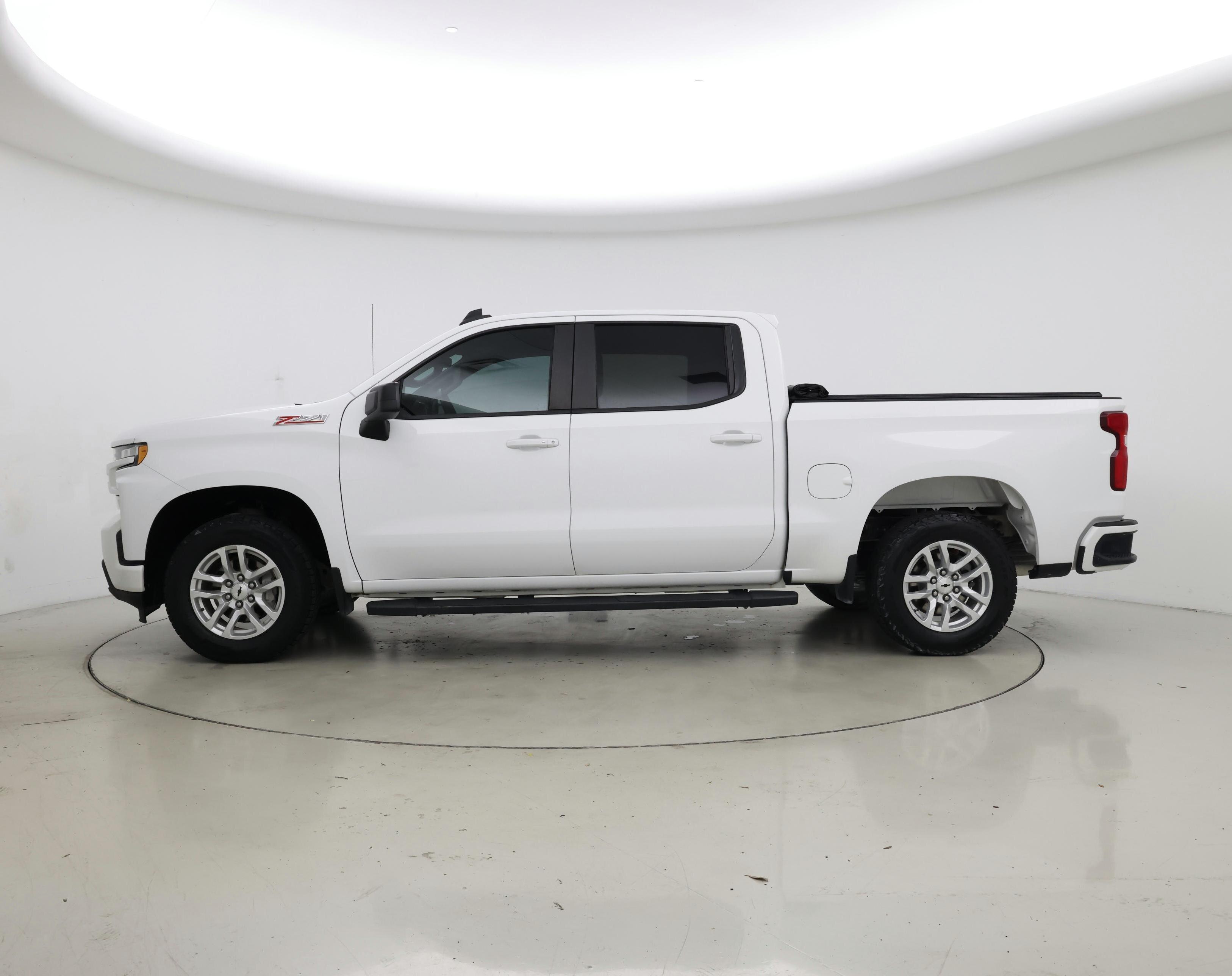 Thumbnail: 2020 Chevrolet Silverado 1500 - 3