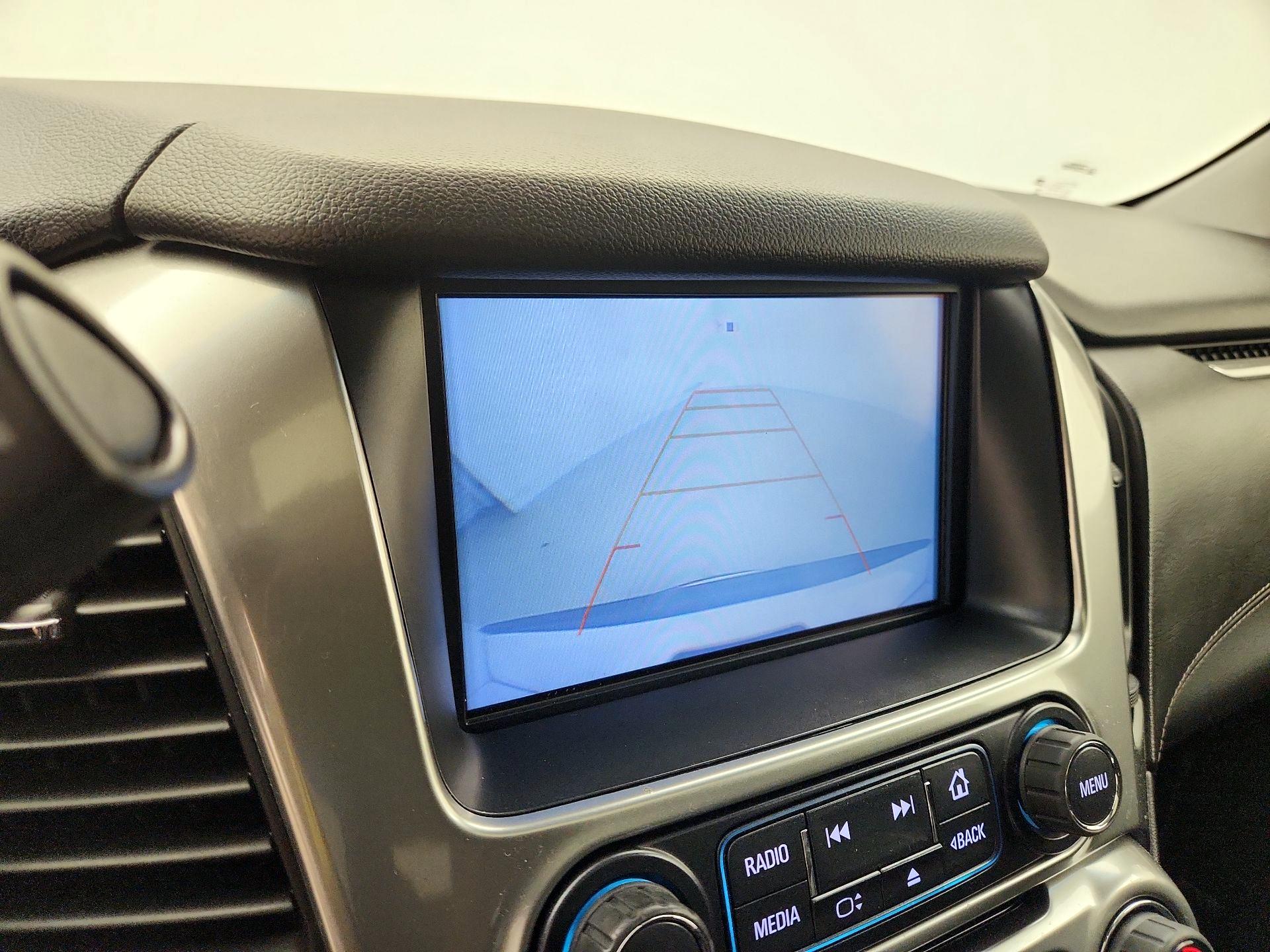 Thumbnail: 2018 Chevrolet Tahoe - 14