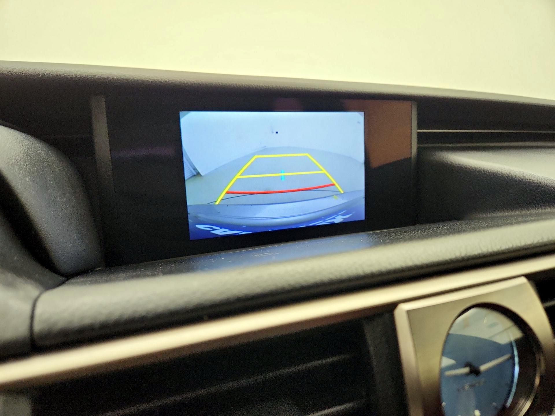 Thumbnail: 2019 Lexus IS - 14