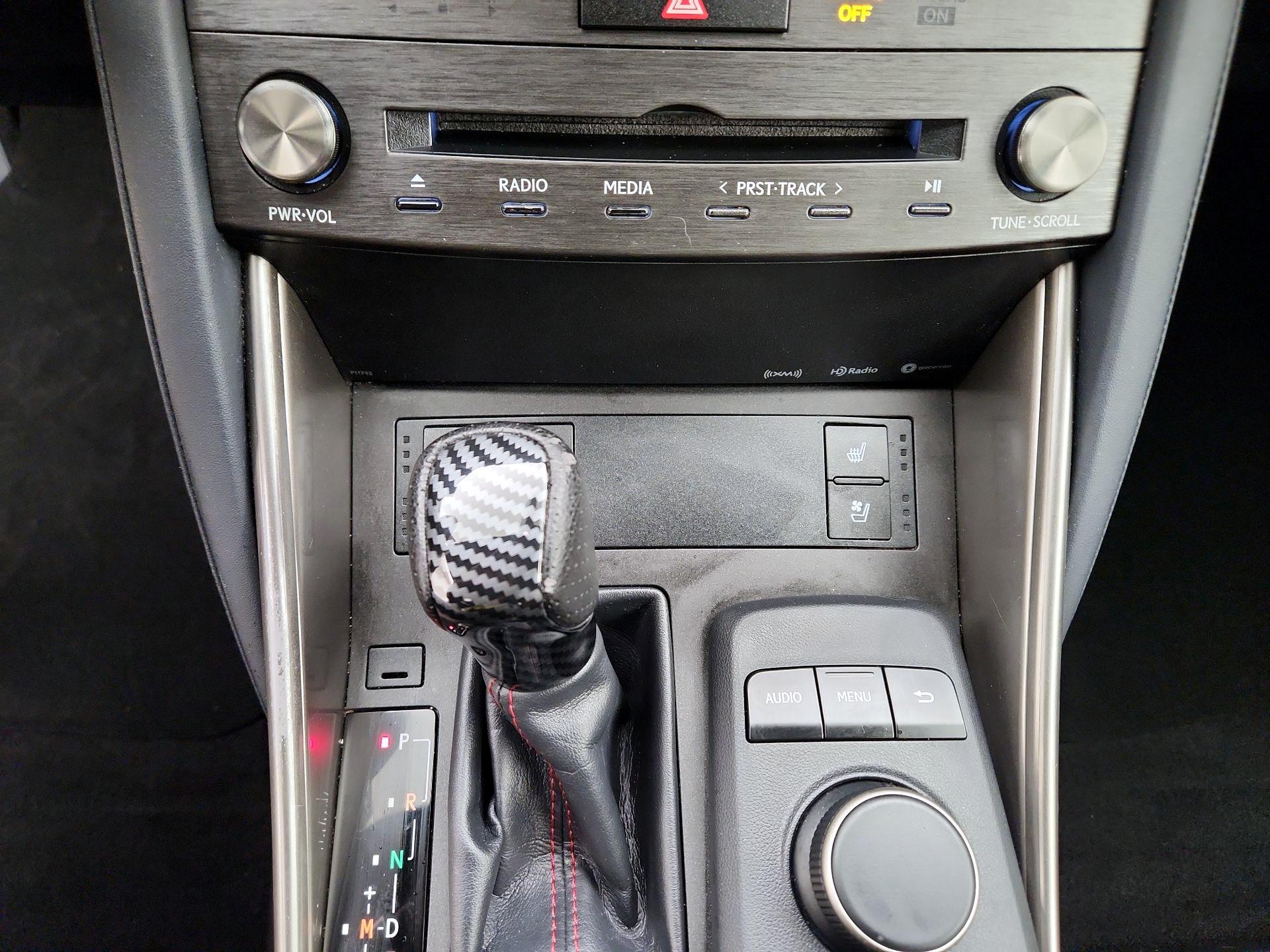 Thumbnail: 2019 Lexus IS - 17