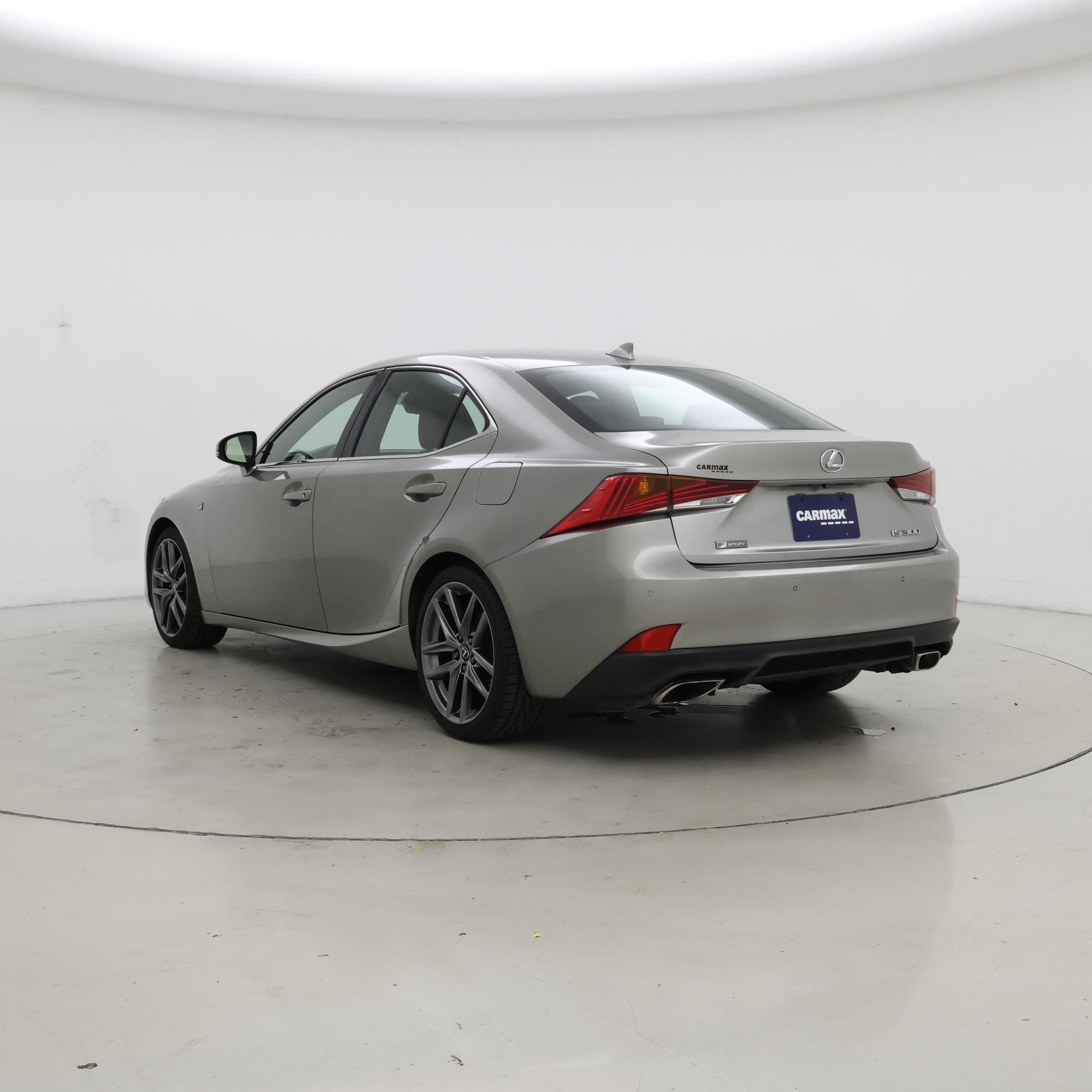 Thumbnail: 2019 Lexus IS - 2