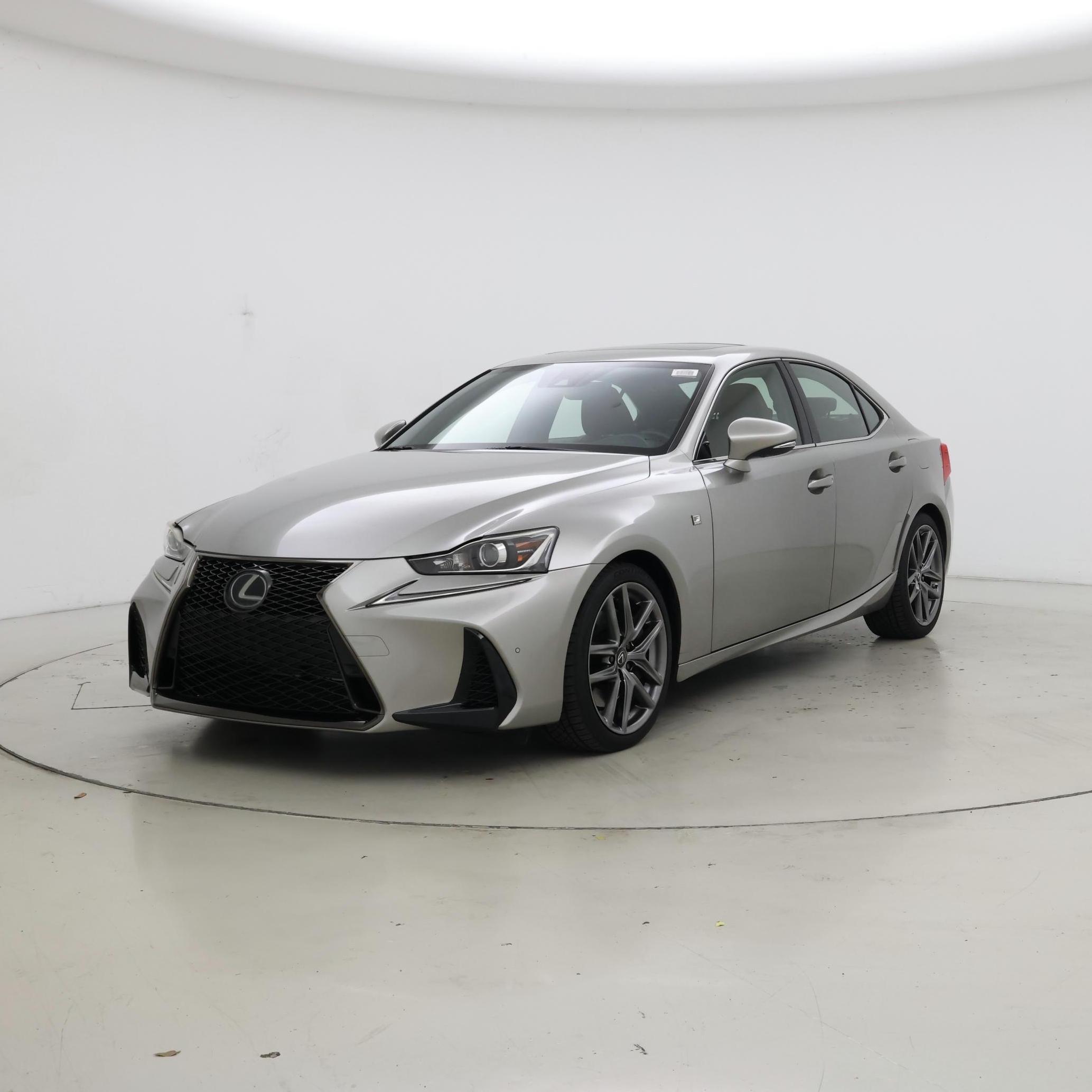 Thumbnail: 2019 Lexus IS - 4