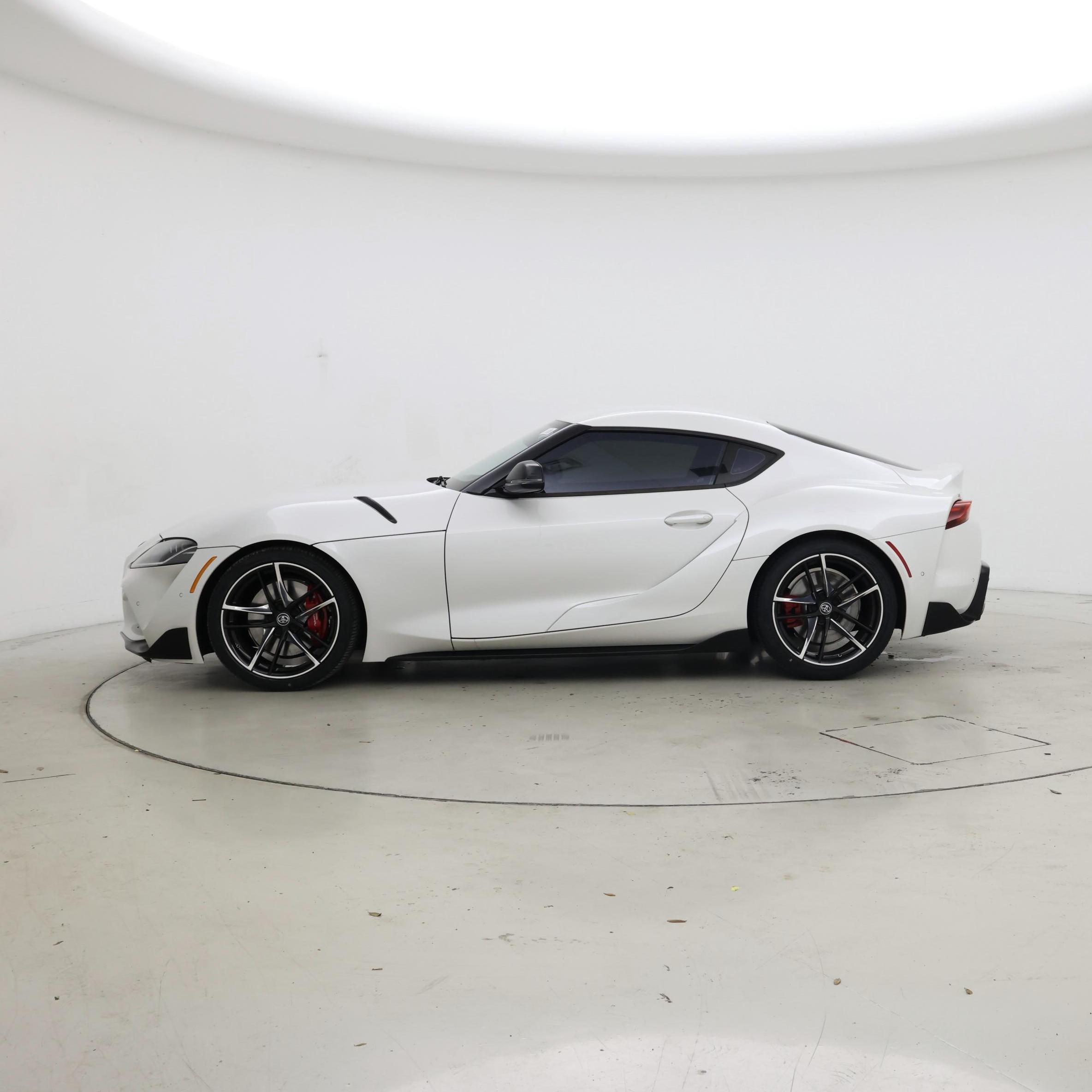 Thumbnail: 2021 Toyota Supra - 3