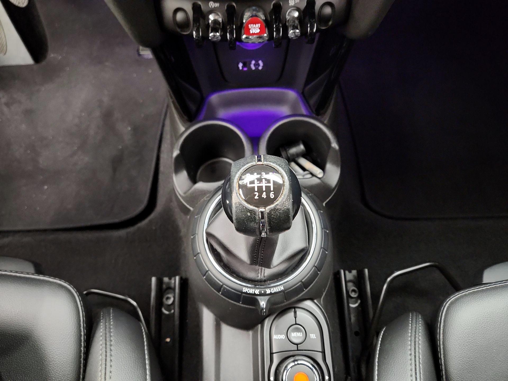 Thumbnail: 2017 MINI Cooper - 16