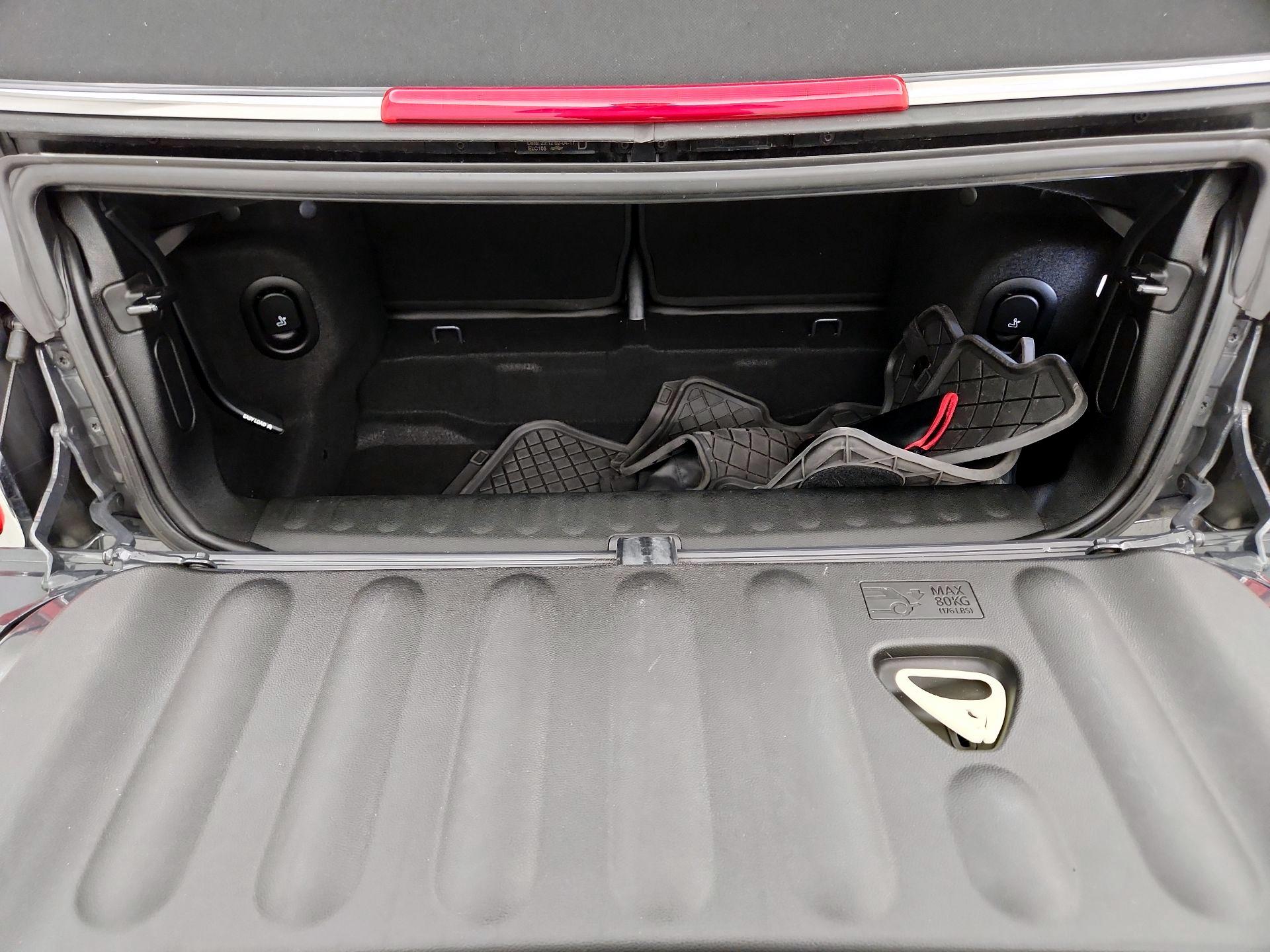 Thumbnail: 2017 MINI Cooper - 18