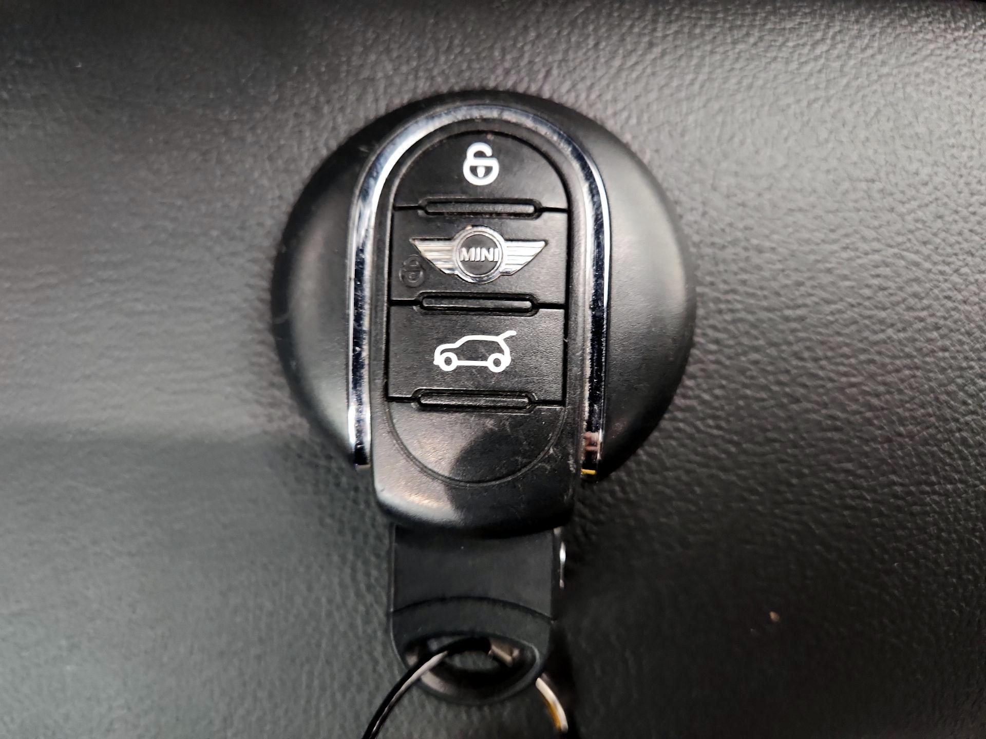 Thumbnail: 2017 MINI Cooper - 20