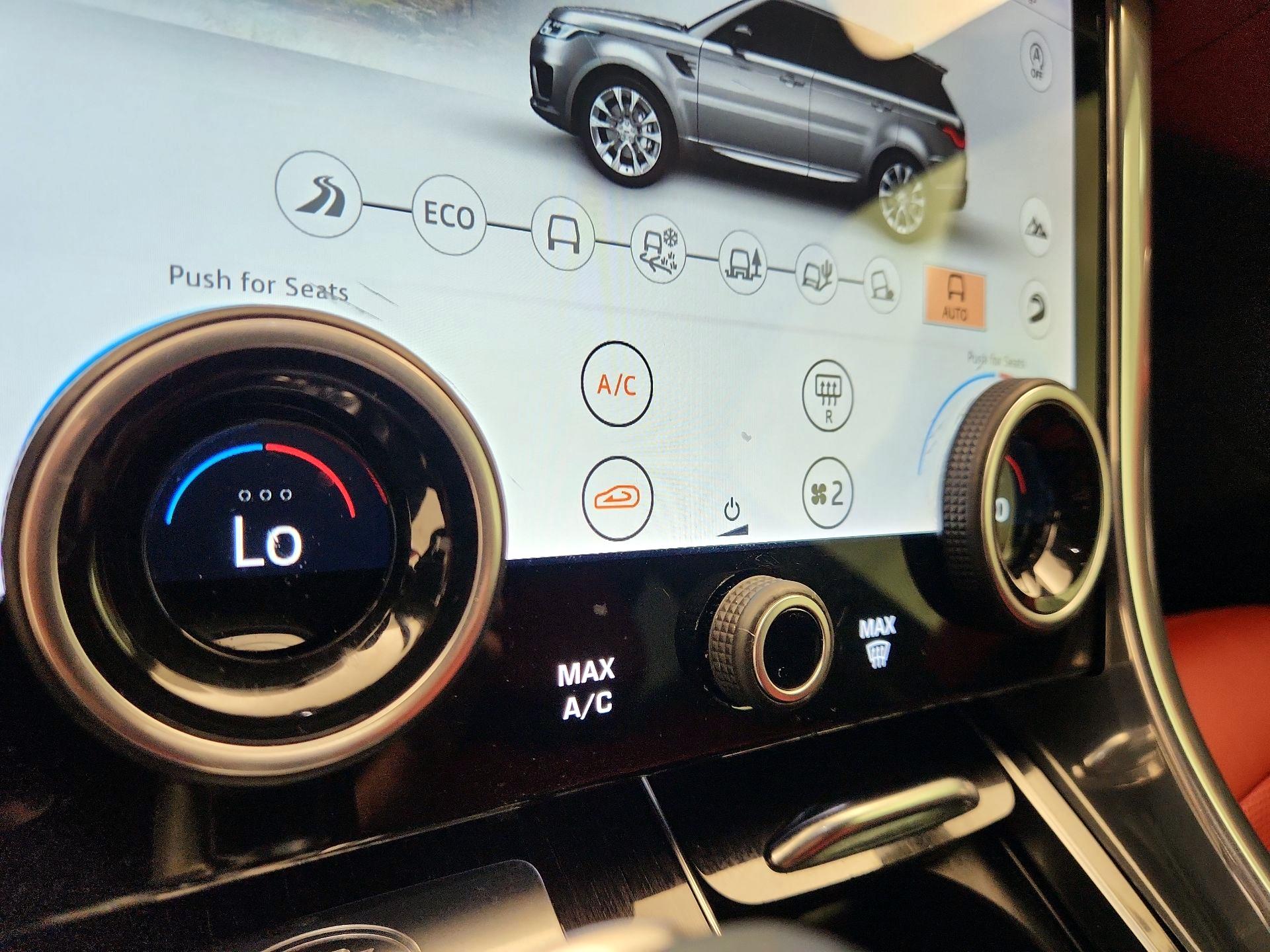 Thumbnail: 2020 Land Rover Range Rover Sport - 17