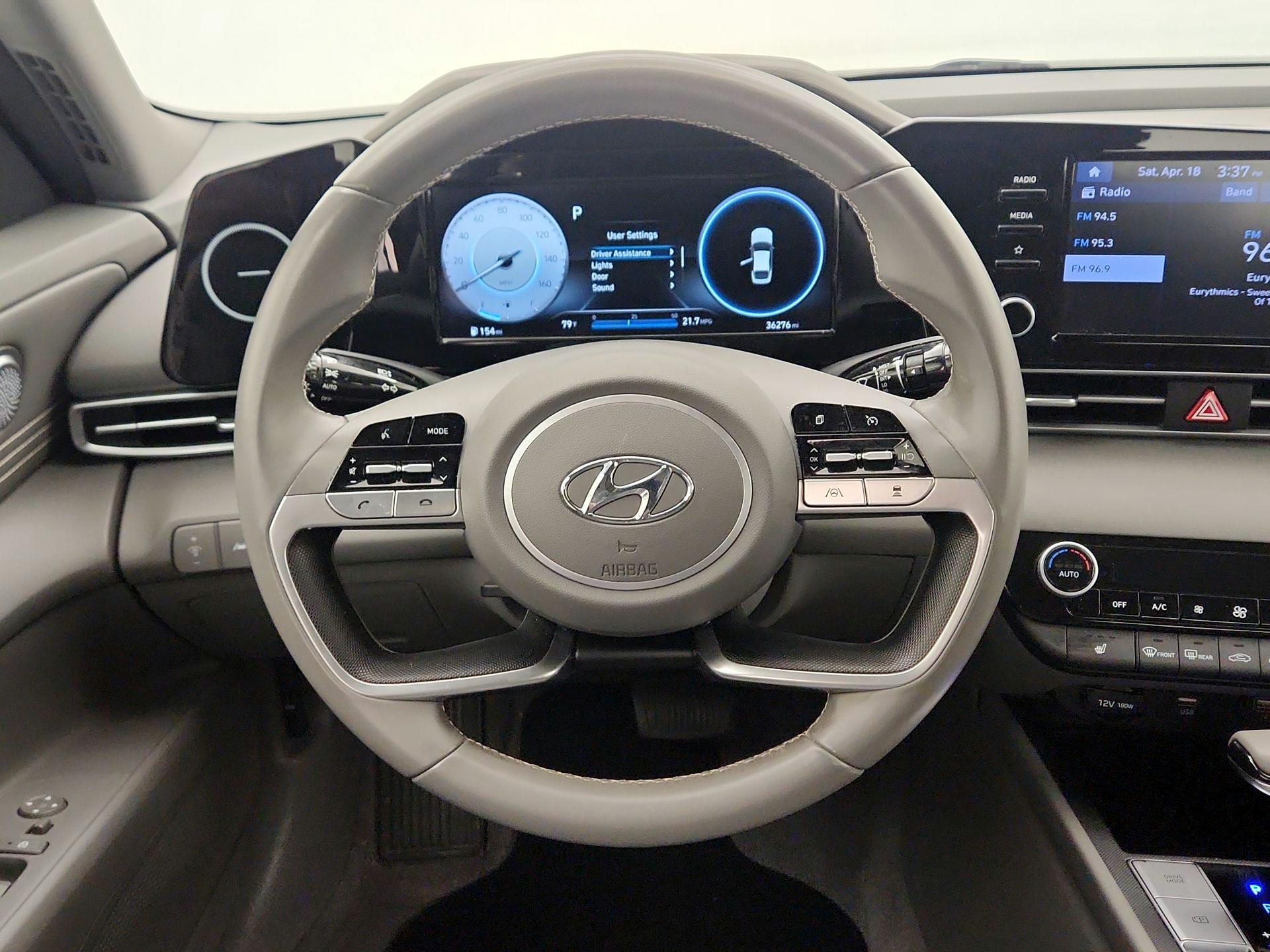 Thumbnail: 2022 Hyundai Elantra - 10