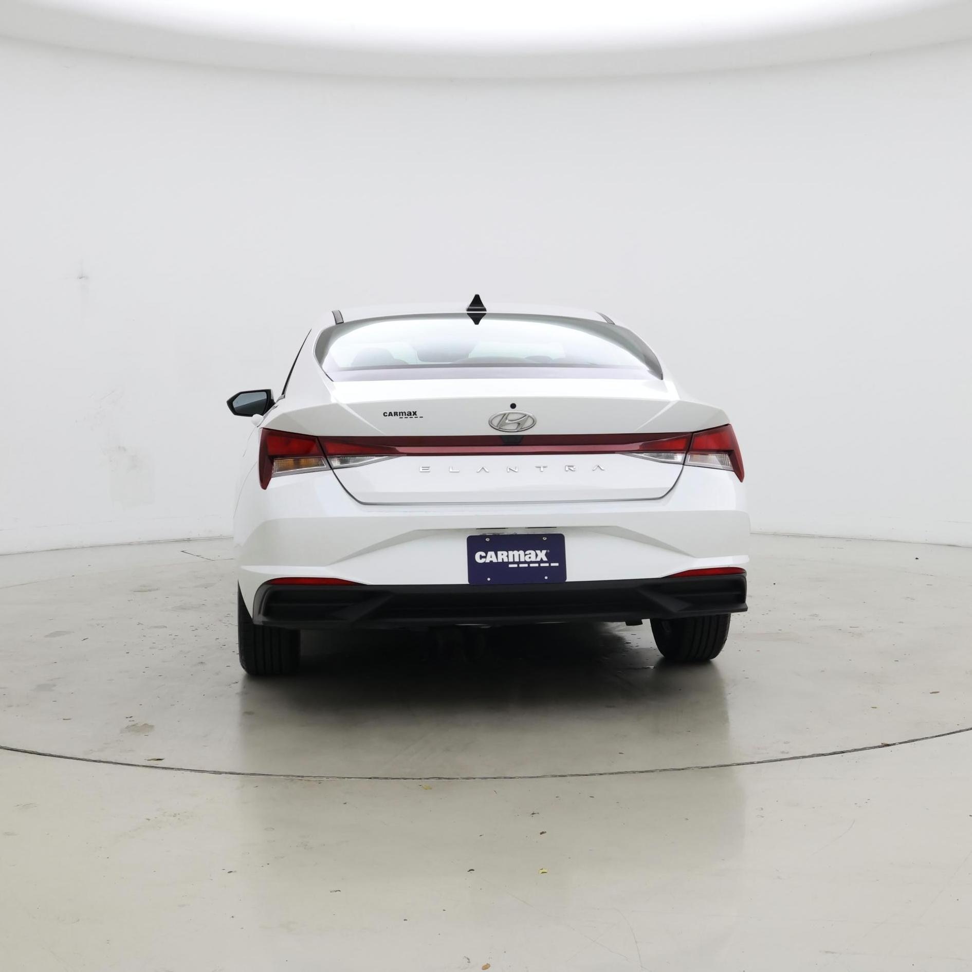 Thumbnail: 2022 Hyundai Elantra - 6