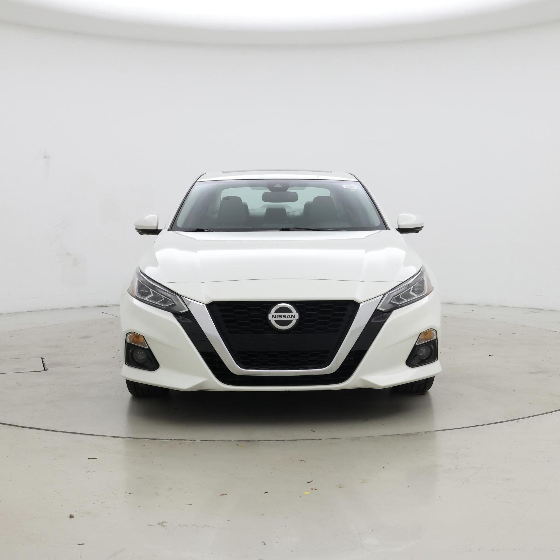 Thumbnail: 2022 Nissan Altima - 5