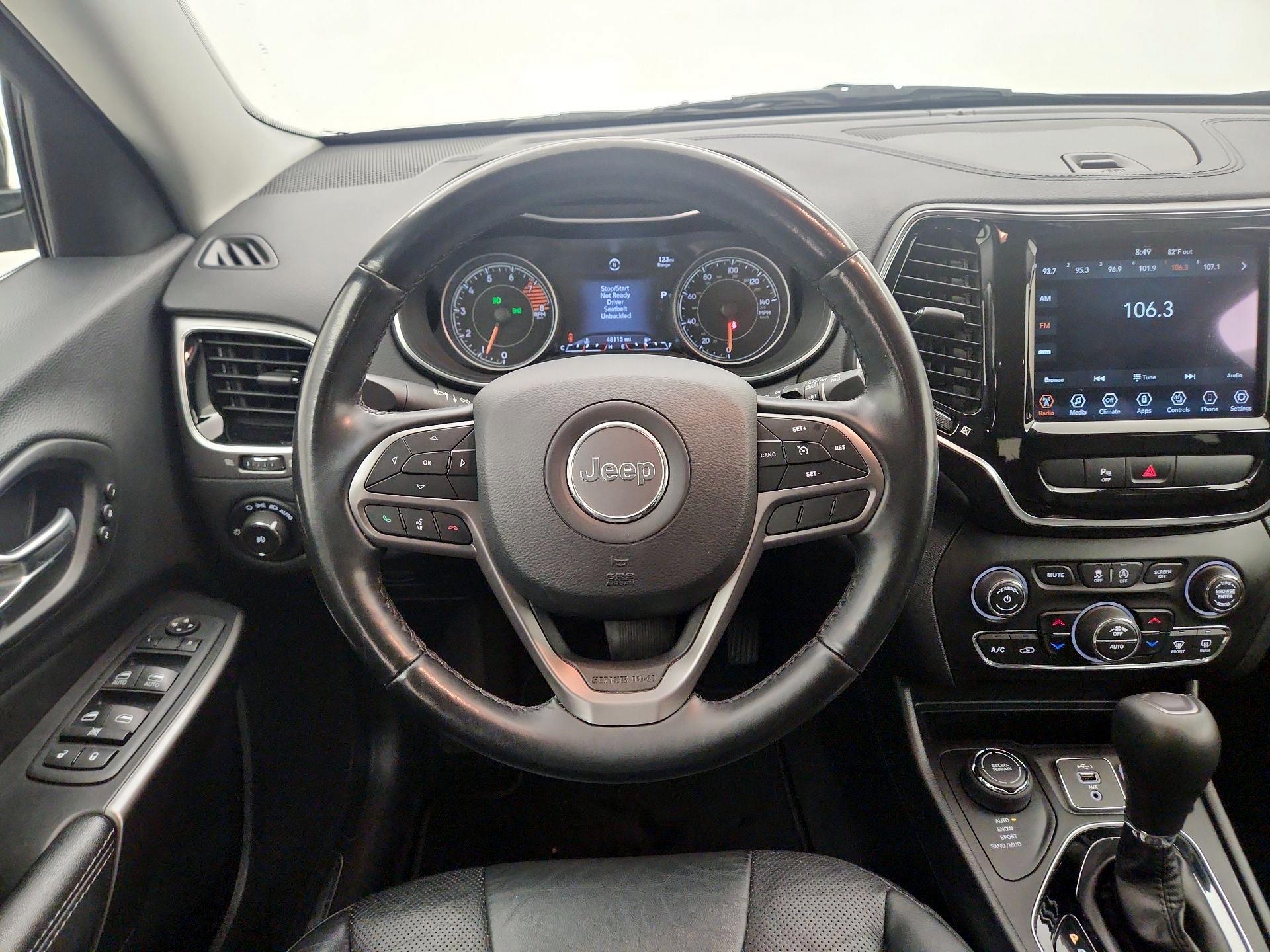 Thumbnail: 2020 Jeep Cherokee - 10