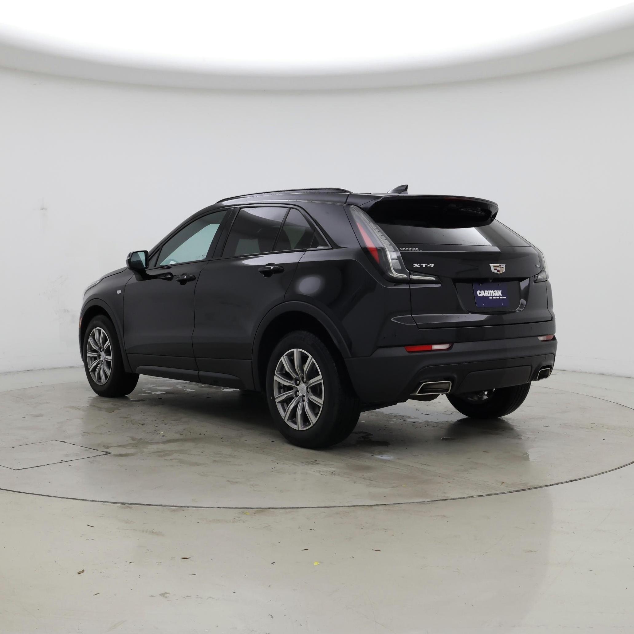 Thumbnail: 2022 Cadillac XT4 - 2