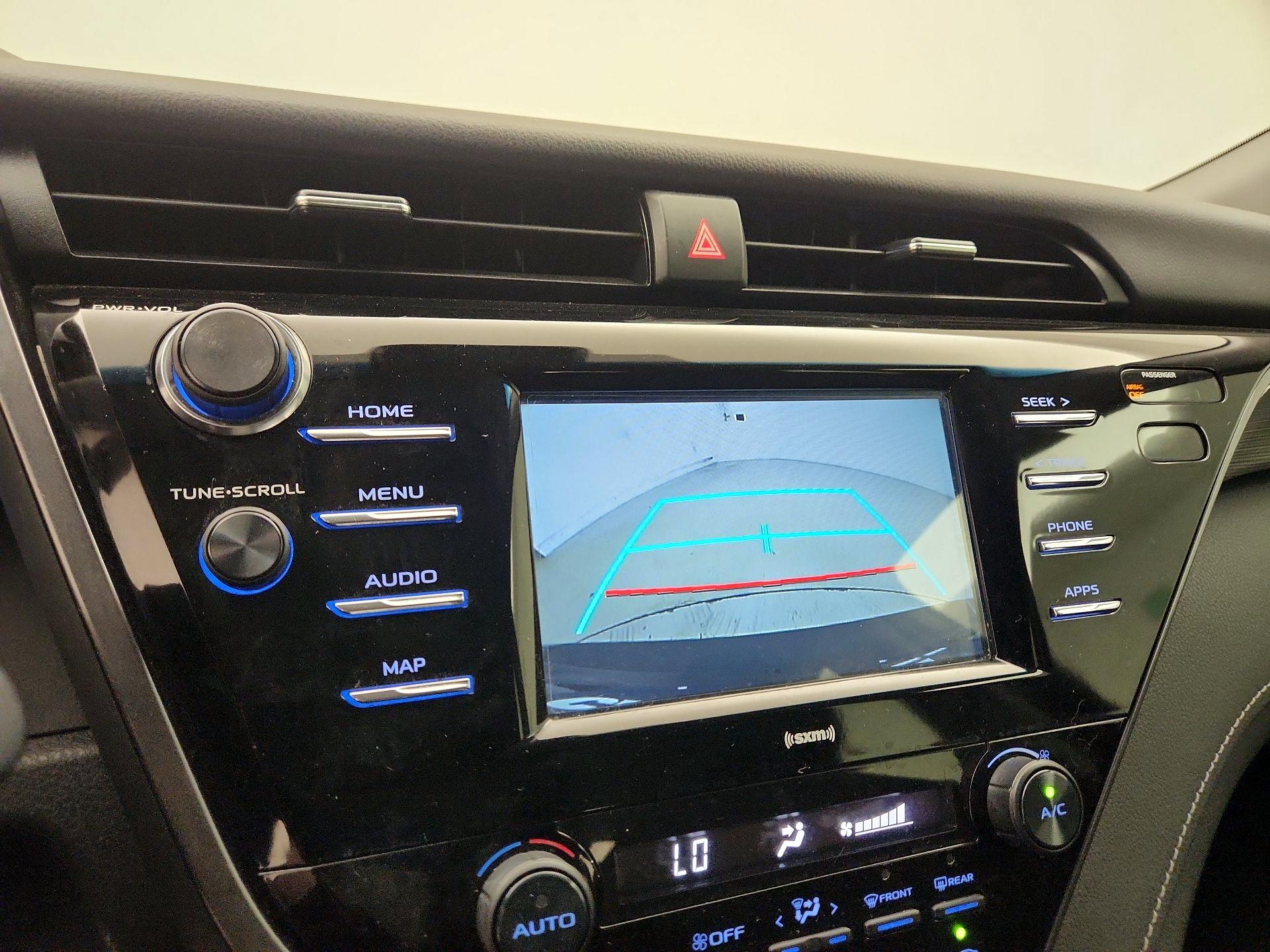 Thumbnail: 2020 Toyota Camry - 15