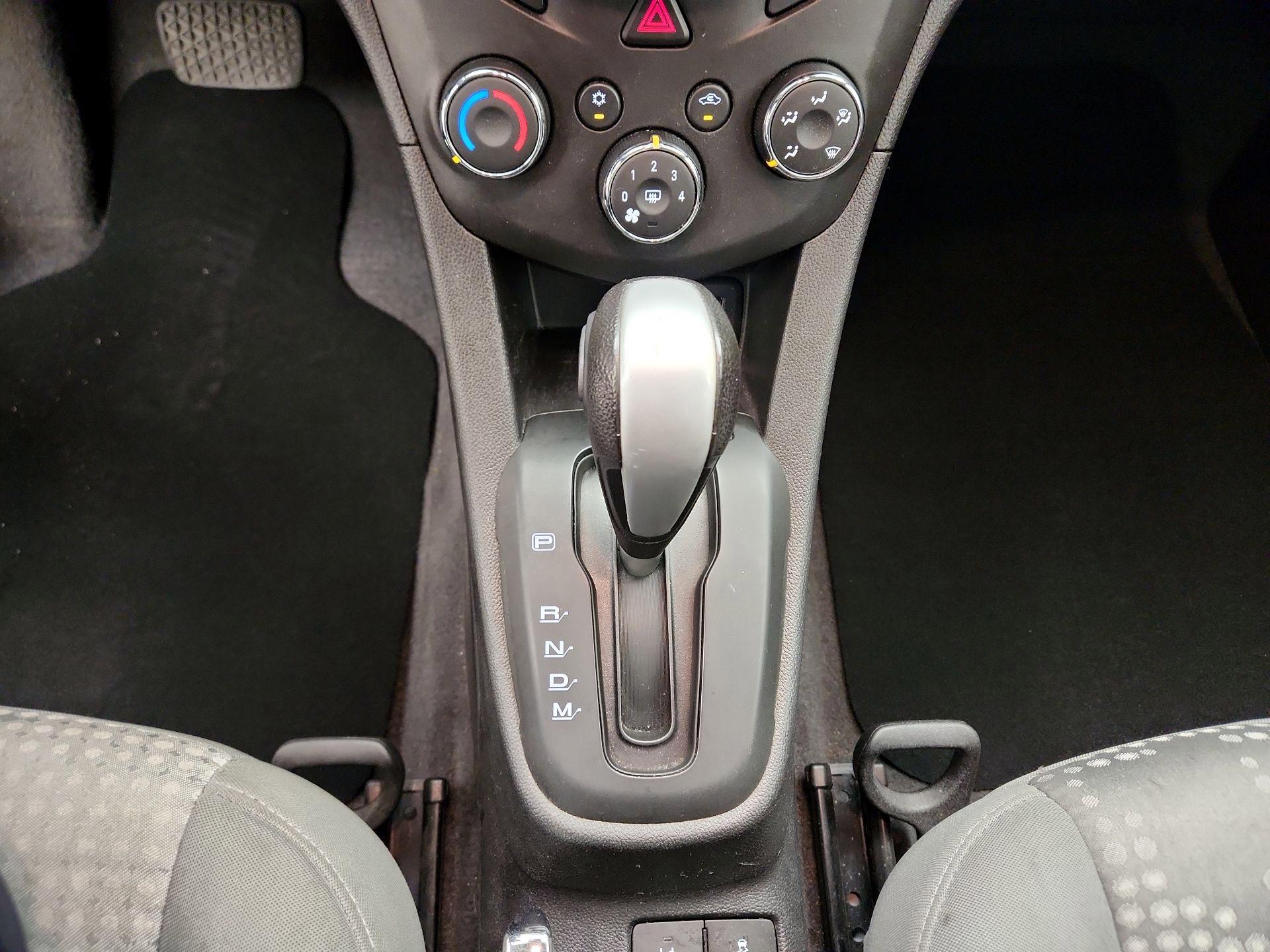 Thumbnail: 2020 Chevrolet Sonic - 18