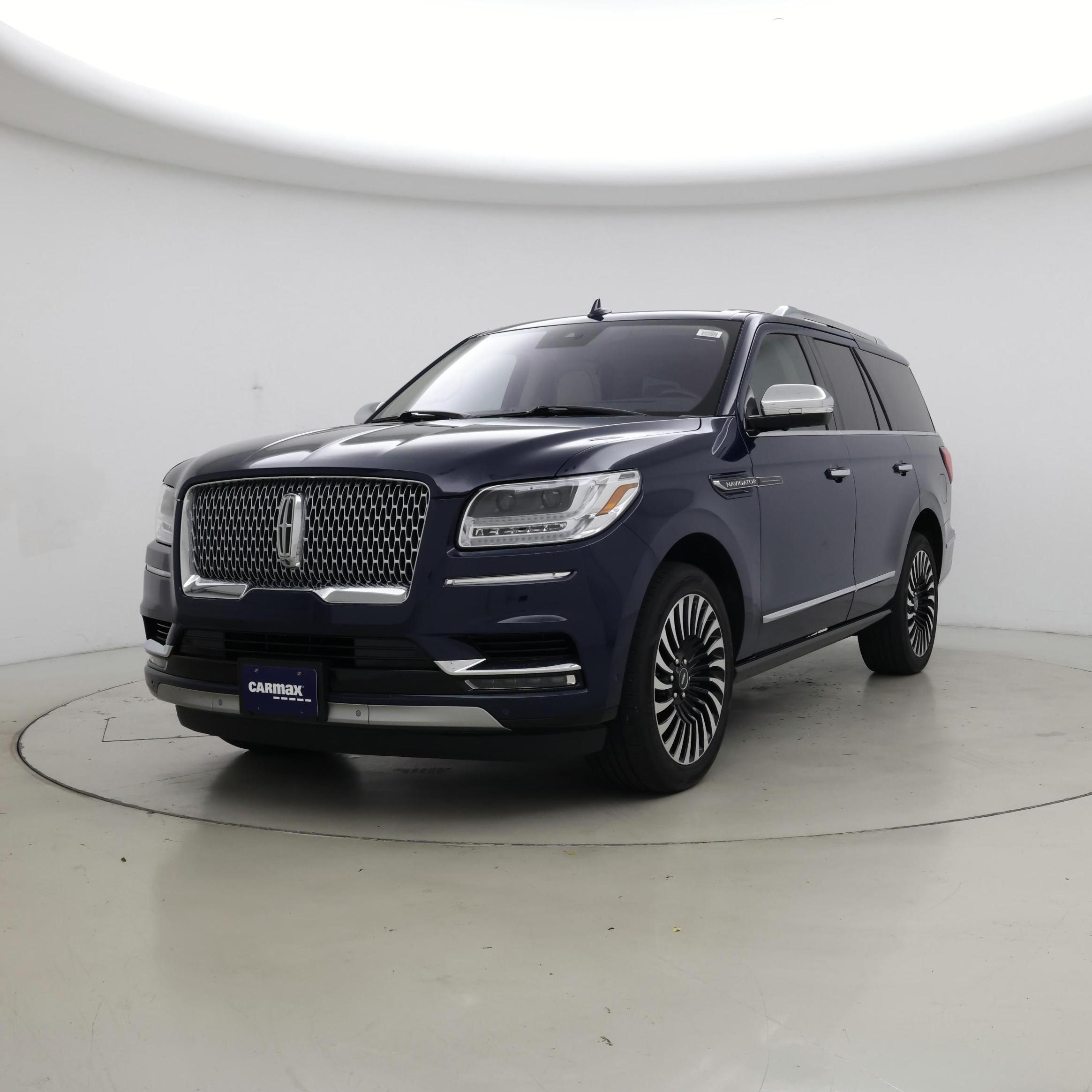 Thumbnail: 2019 Lincoln Navigator - 4