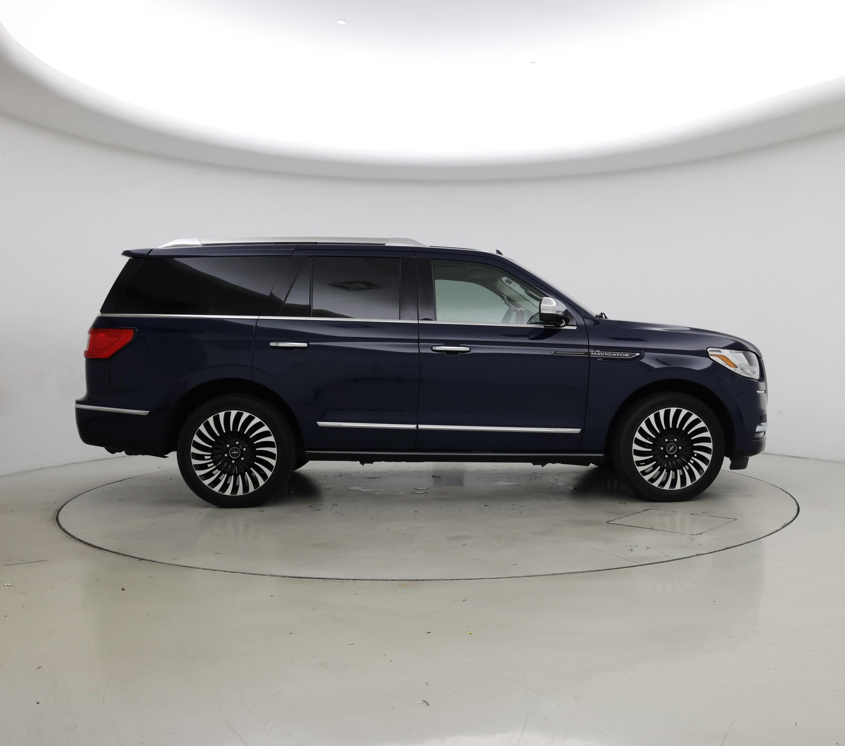 Thumbnail: 2019 Lincoln Navigator - 7