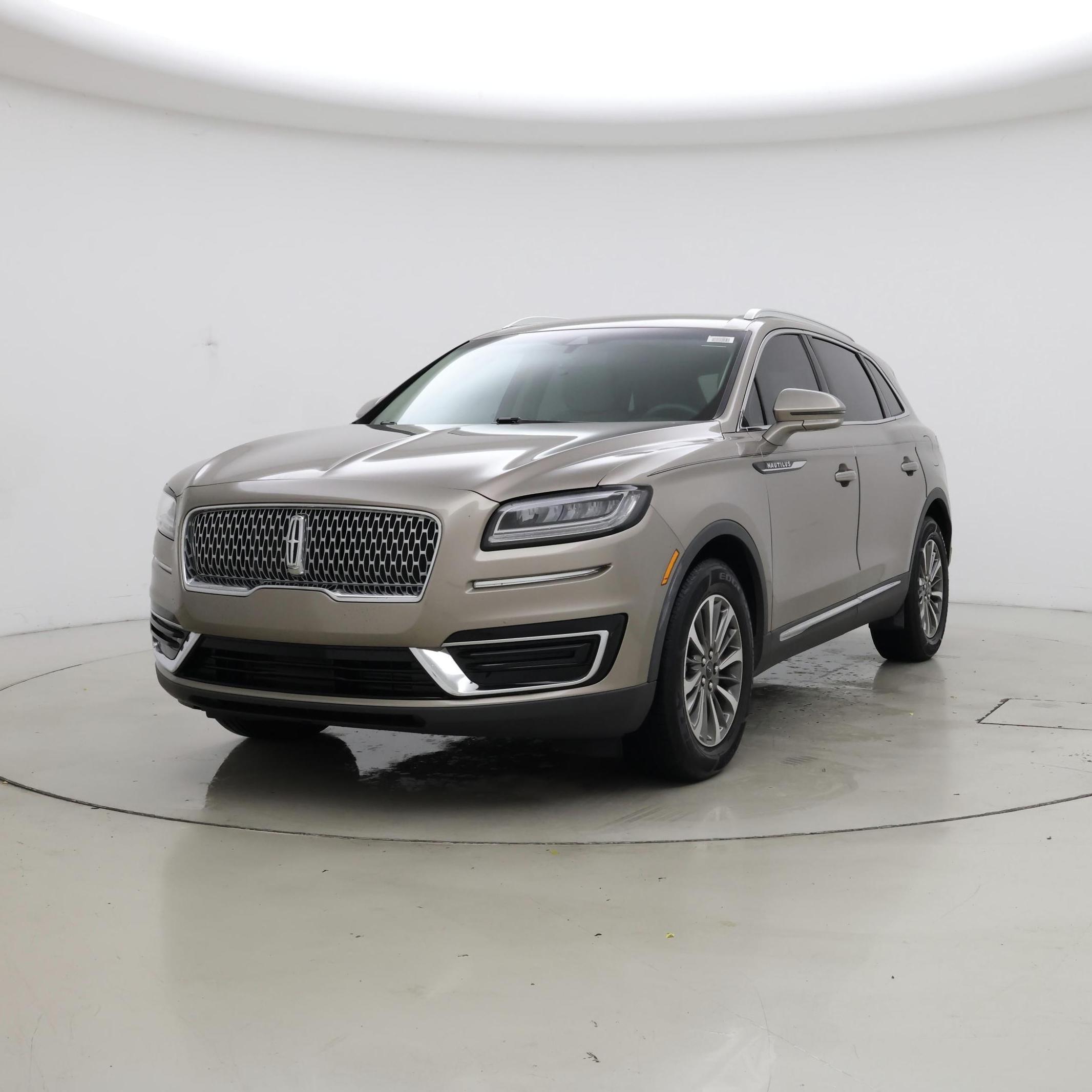 Thumbnail: 2020 Lincoln Nautilus - 4