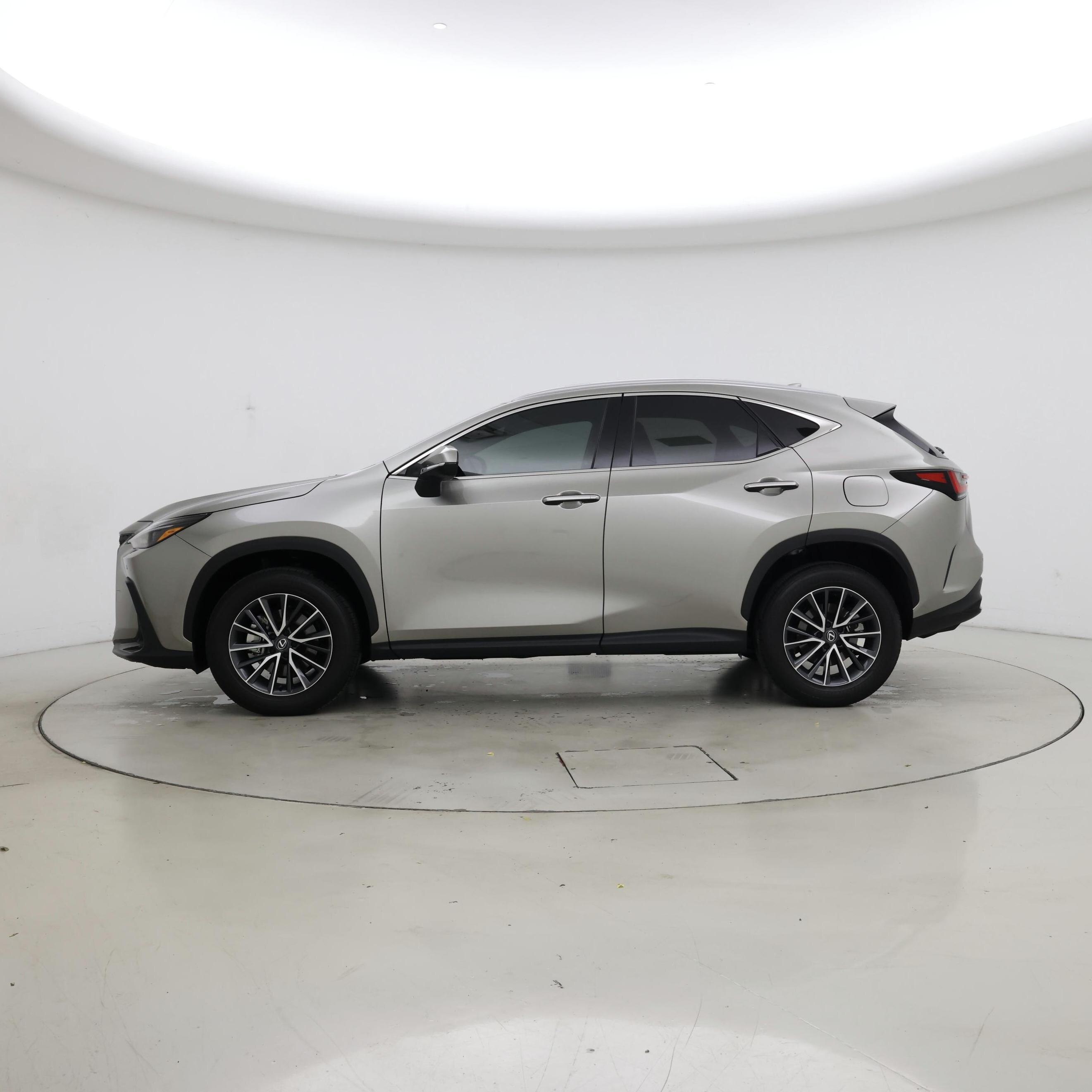 Thumbnail: 2025 Lexus NX - 3