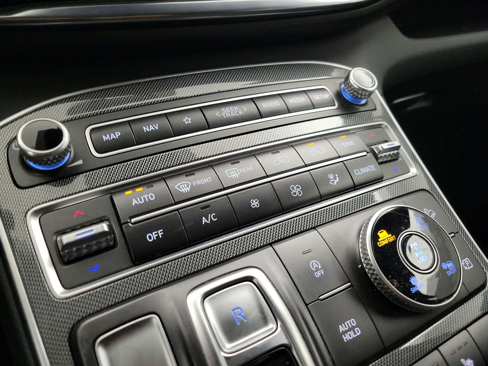 Thumbnail: 2023 Hyundai Santa Fe - 16