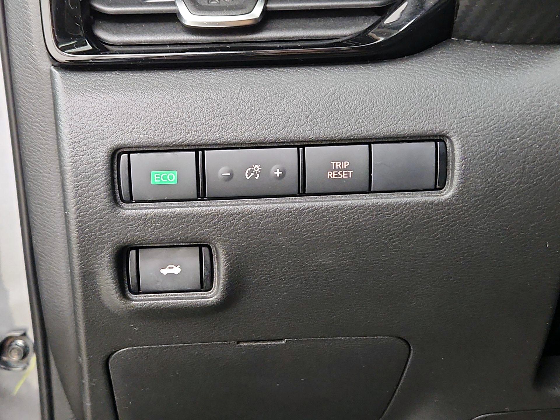 Thumbnail: 2021 Nissan Sentra - 11