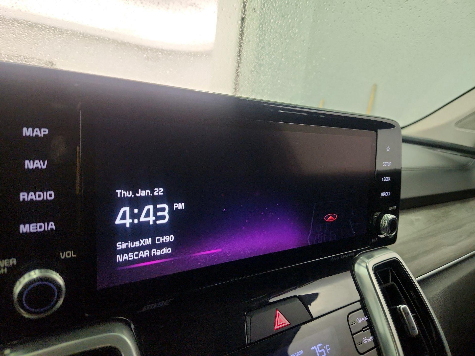 Thumbnail: 2022 Kia Sorento - 15