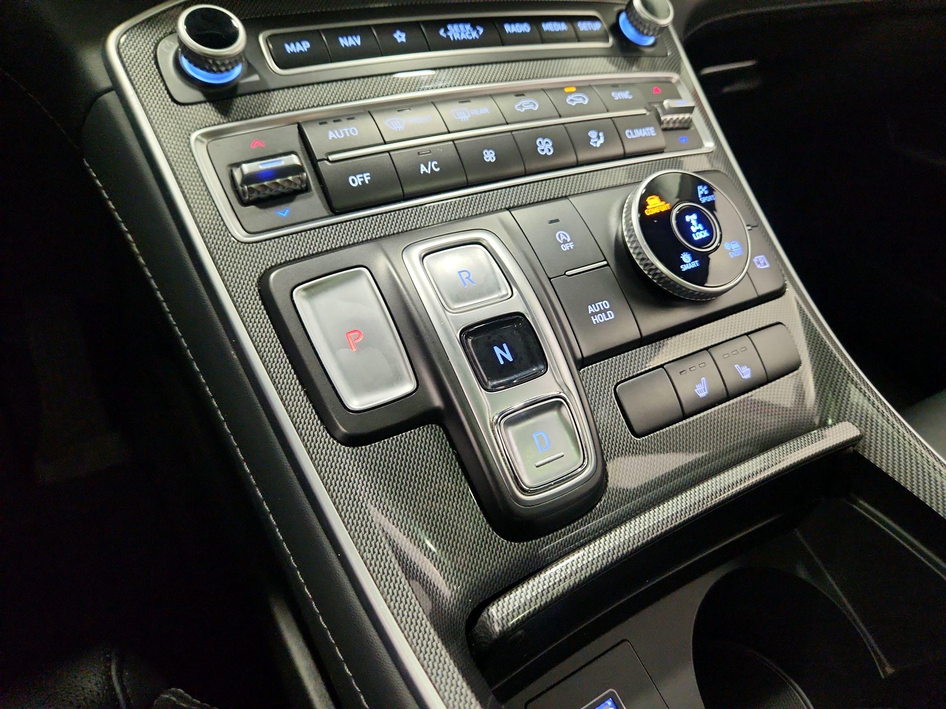 Thumbnail: 2023 Hyundai Santa Fe - 18