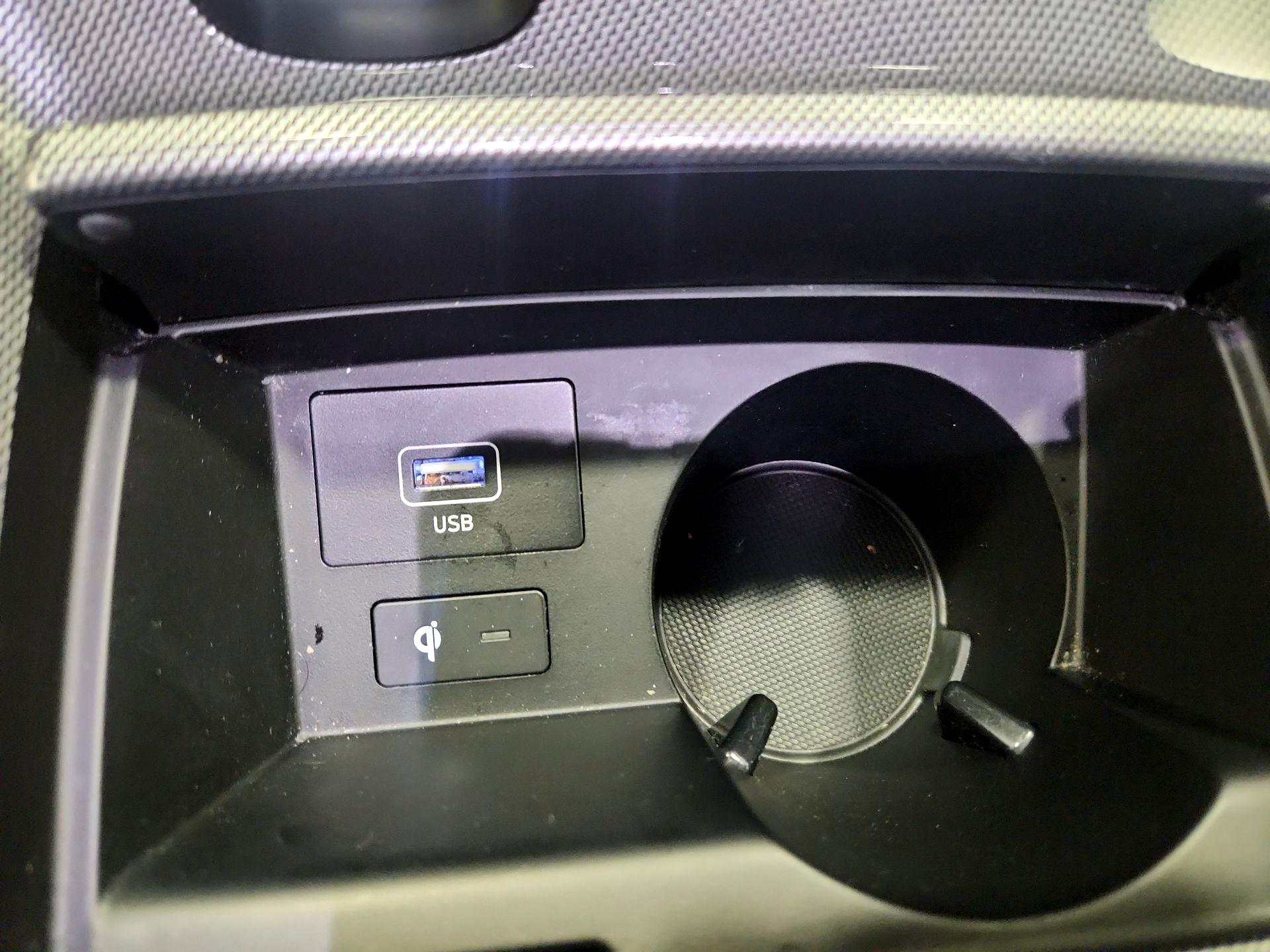 Thumbnail: 2023 Hyundai Santa Fe - 19