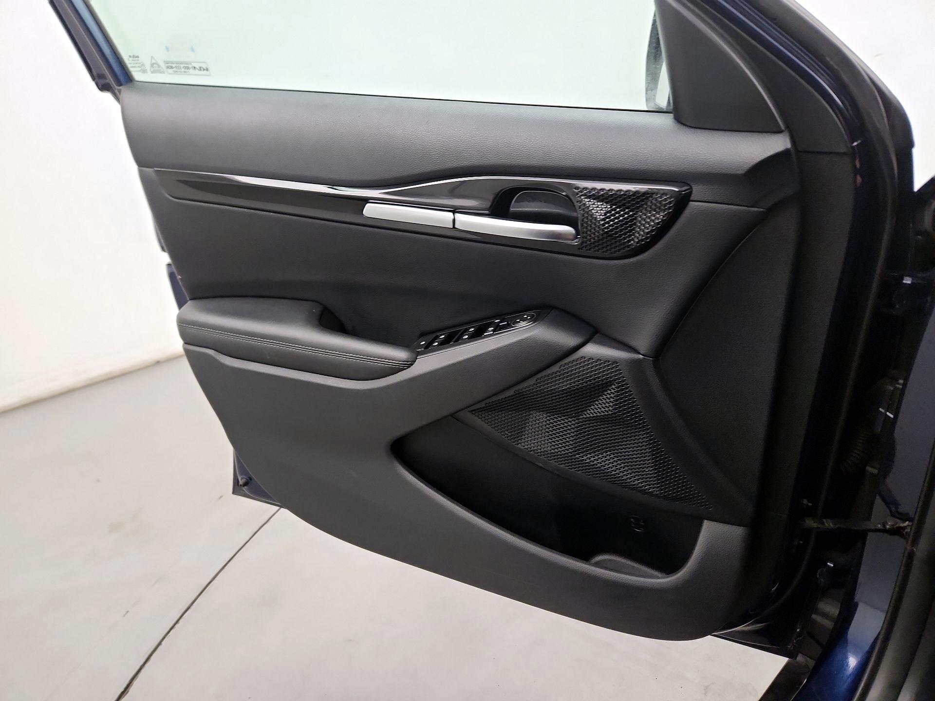 Thumbnail: 2022 Kia Seltos - 10