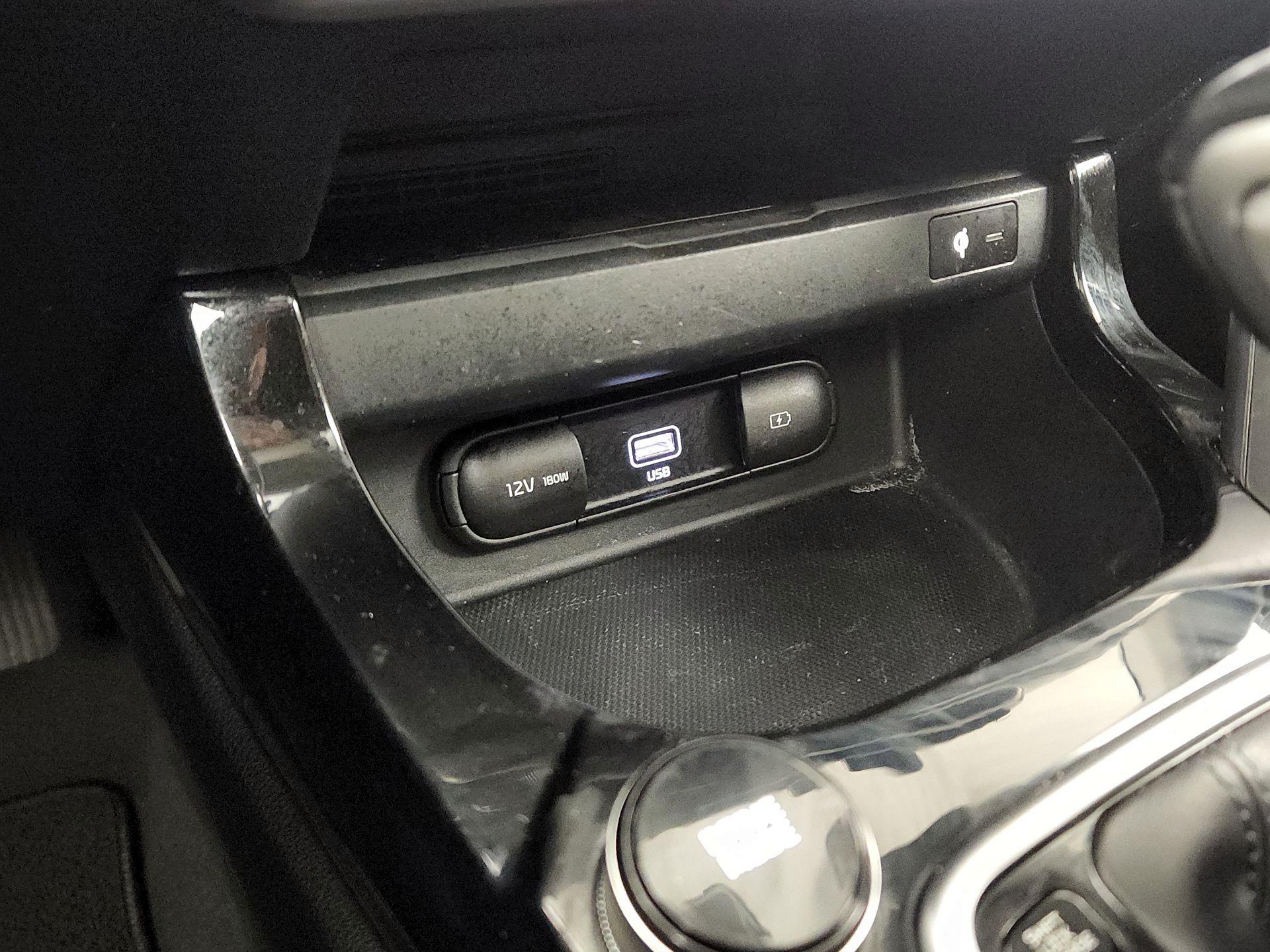 Thumbnail: 2022 Kia Seltos - 17