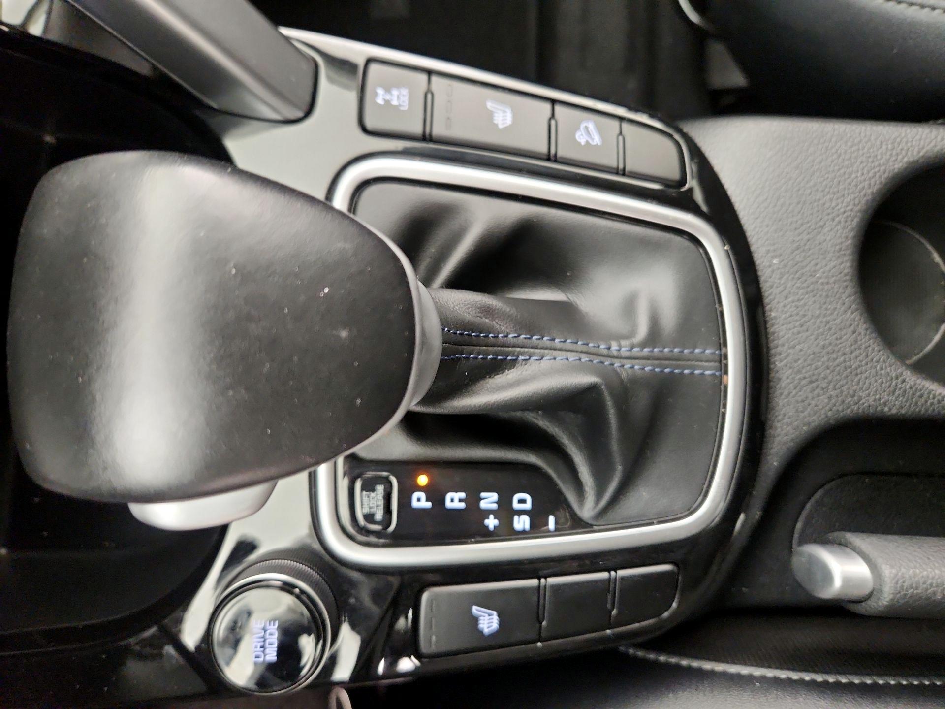 Thumbnail: 2023 Kia Seltos - 17