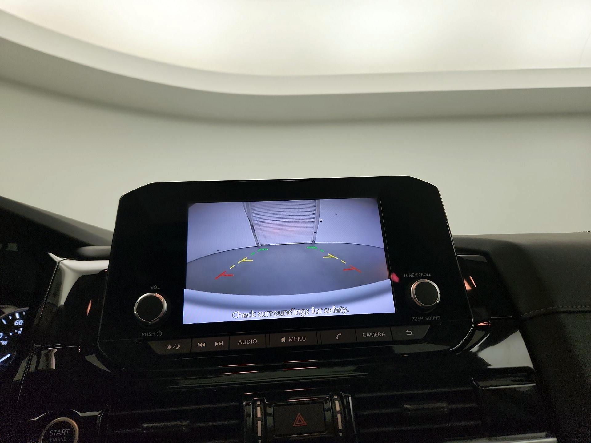 Thumbnail: 2023 Nissan Pathfinder - 12