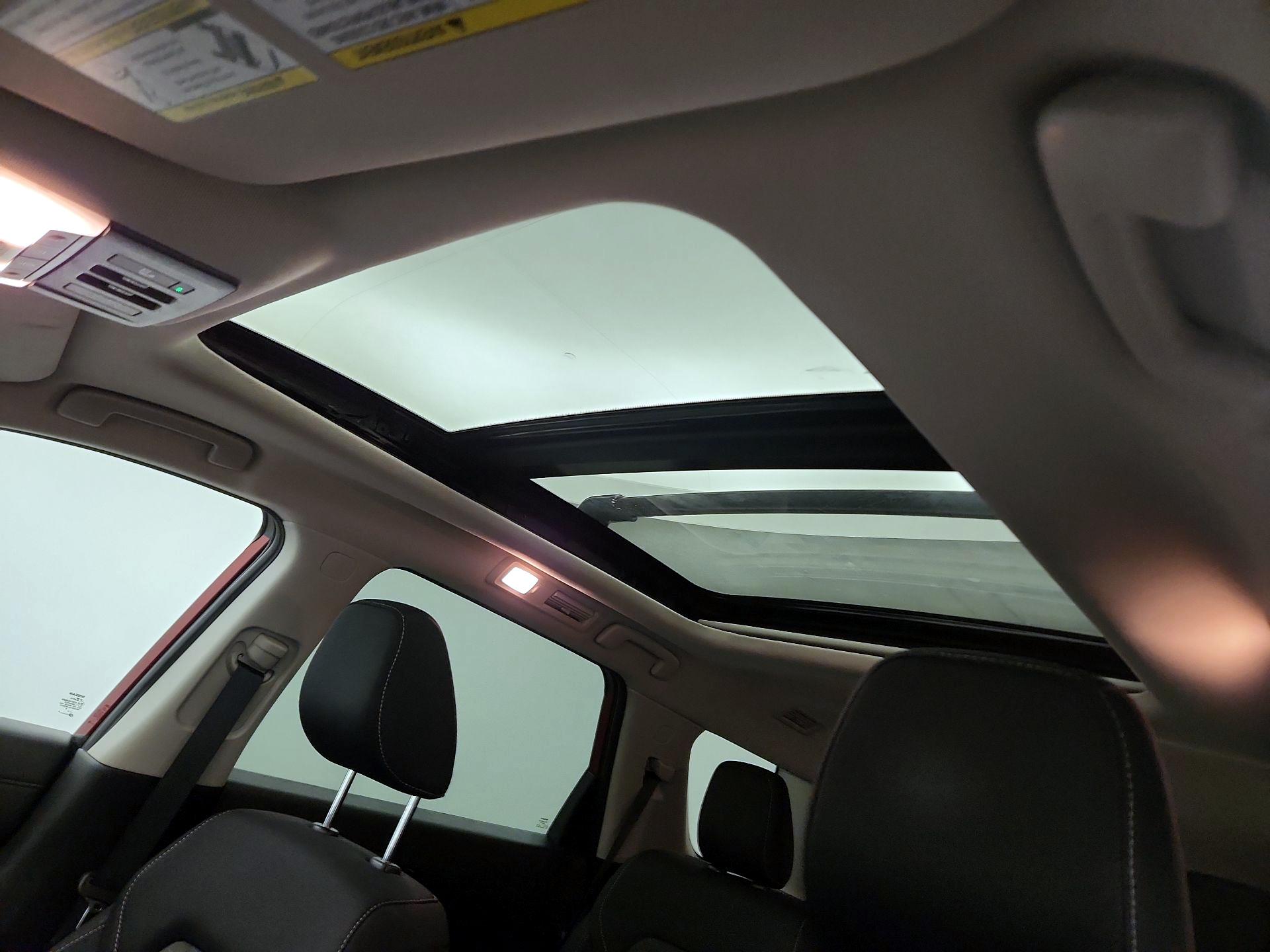 Thumbnail: 2023 Nissan Pathfinder - 17