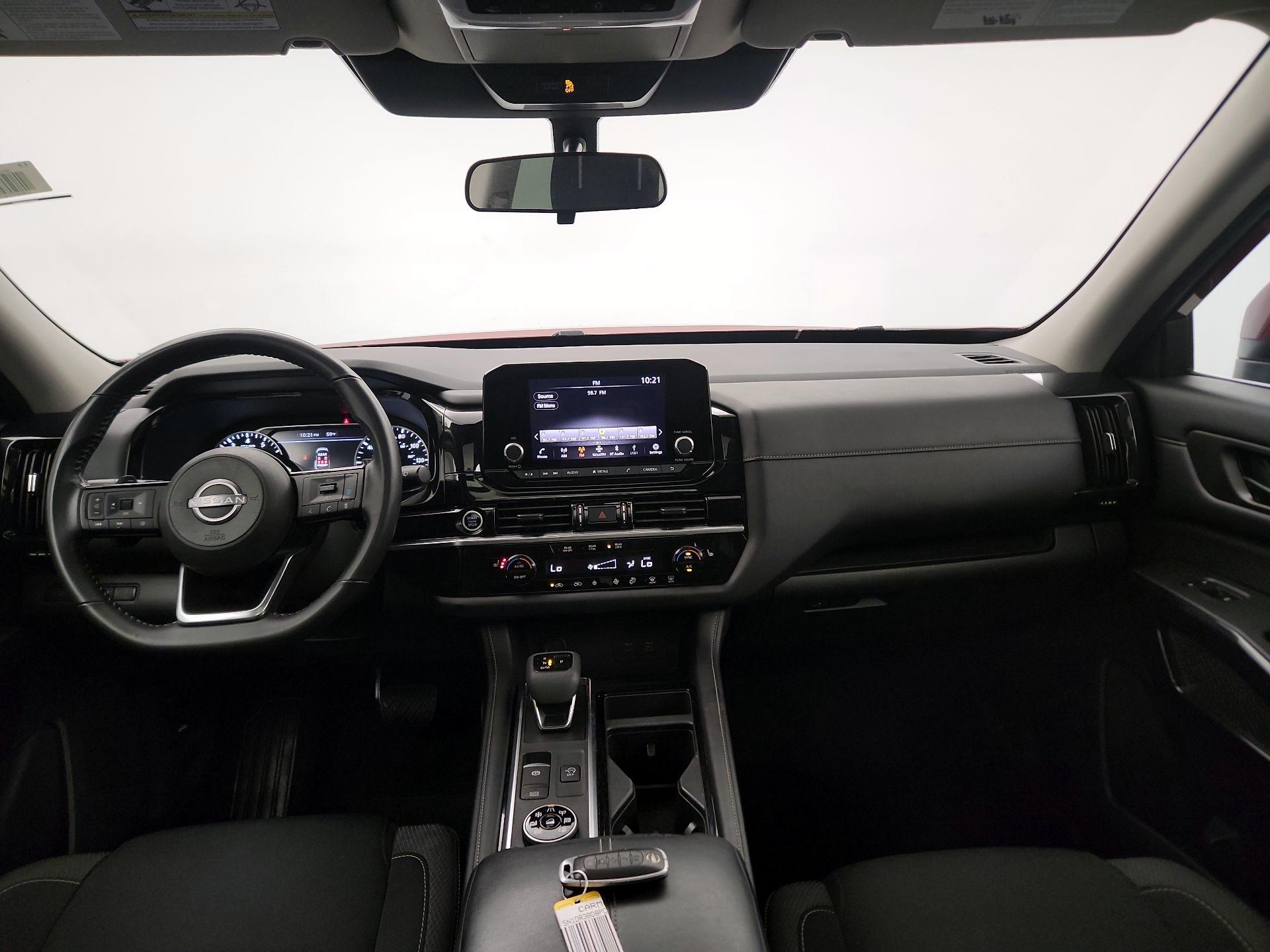 Thumbnail: 2023 Nissan Pathfinder - 8