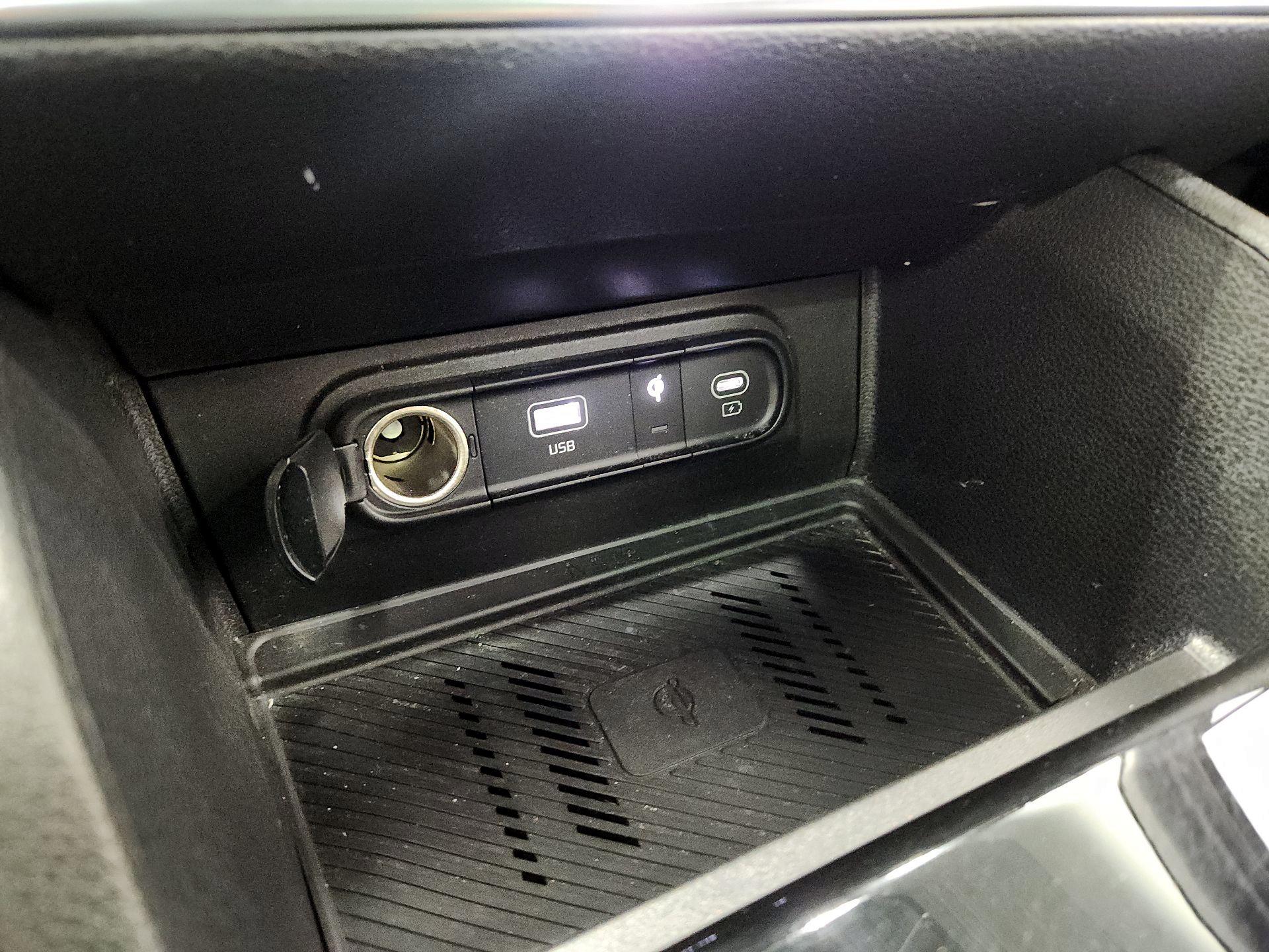 Thumbnail: 2023 Kia Sportage - 19