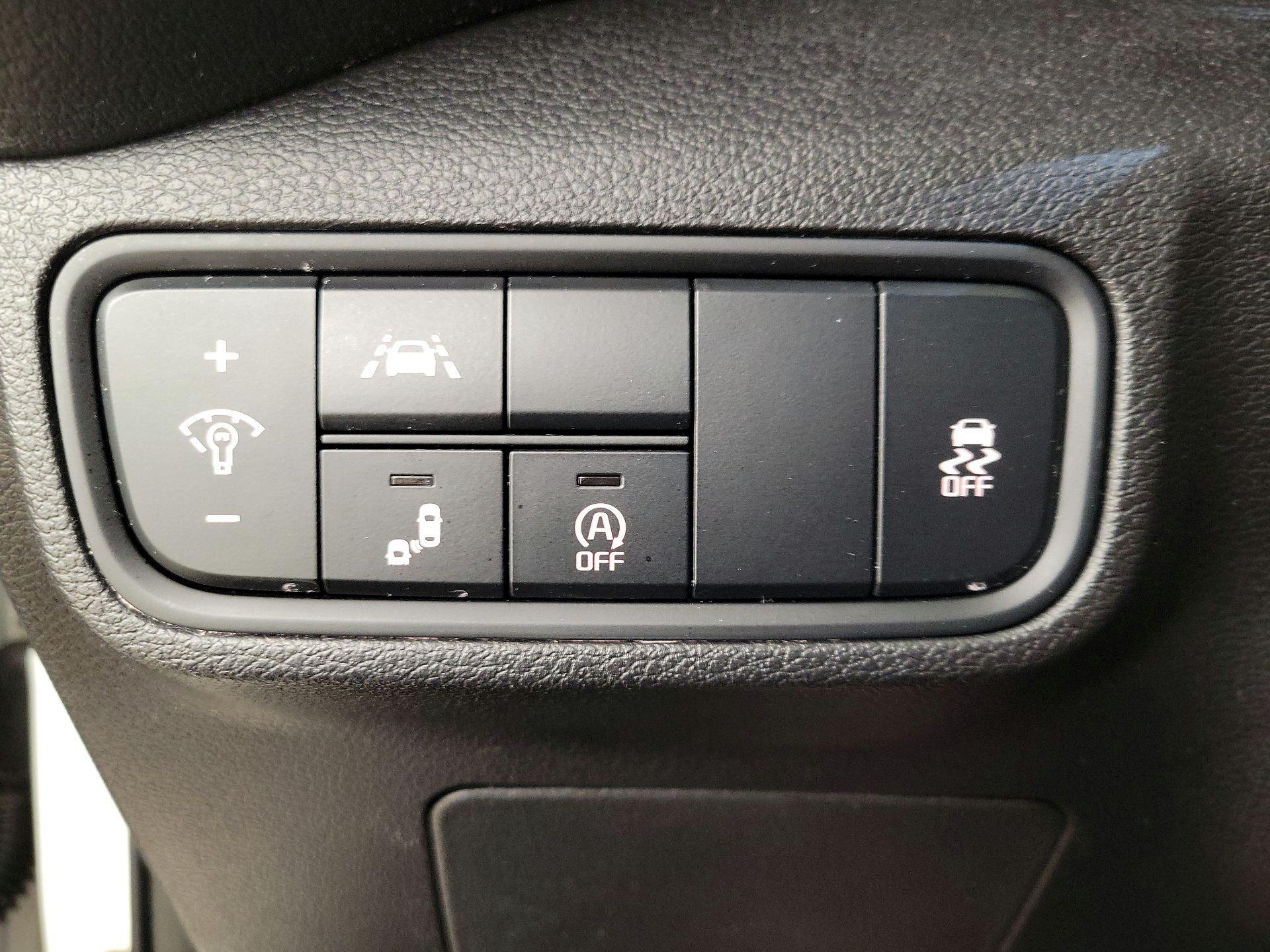 Thumbnail: 2020 Kia Soul - 13