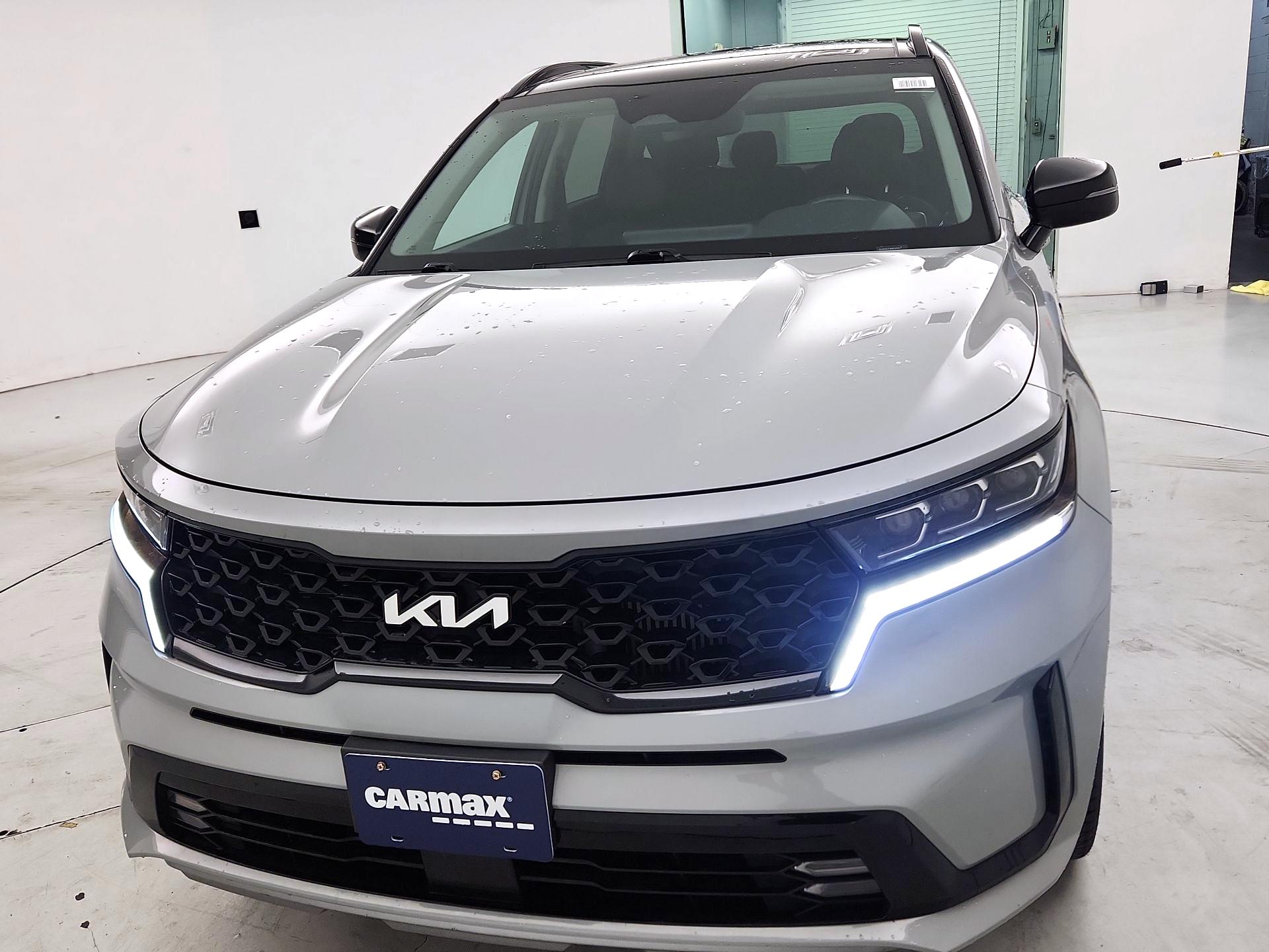 Thumbnail: 2022 Kia Sorento - 2