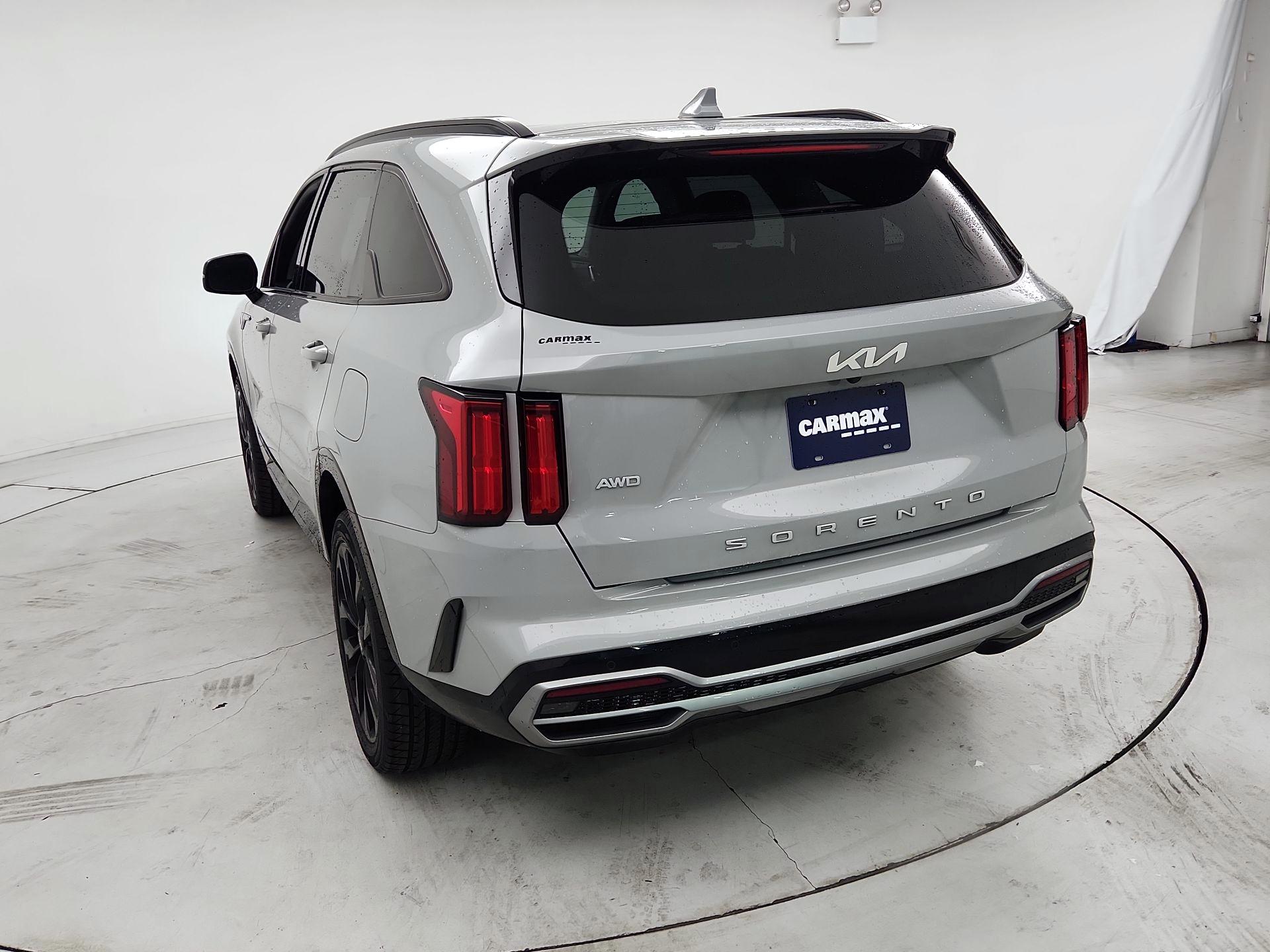 Thumbnail: 2022 Kia Sorento - 7