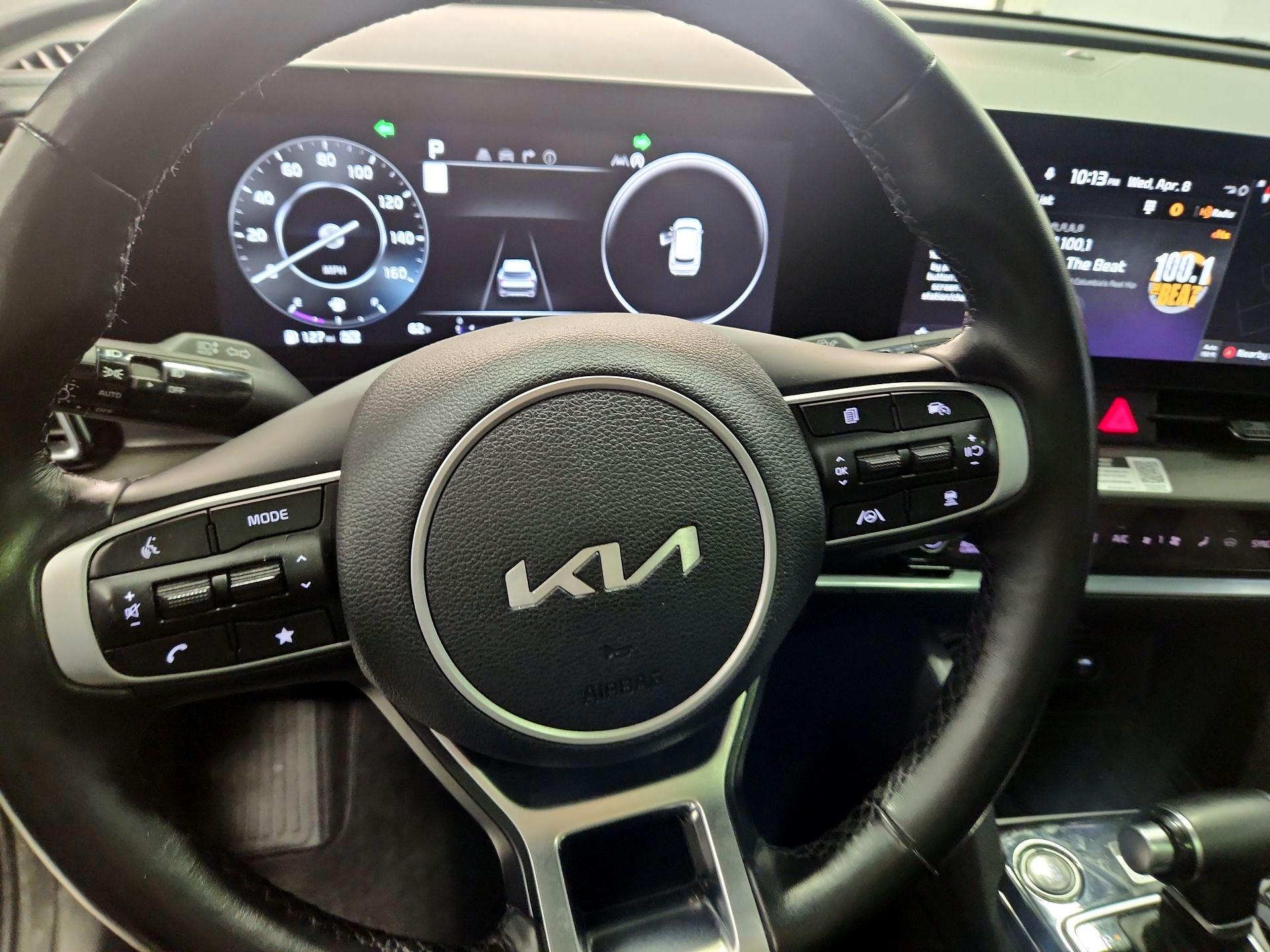 Thumbnail: 2023 Kia Sportage - 10