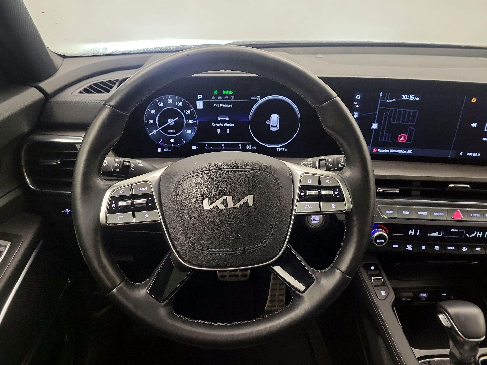 Thumbnail: 2023 Kia Telluride - 10