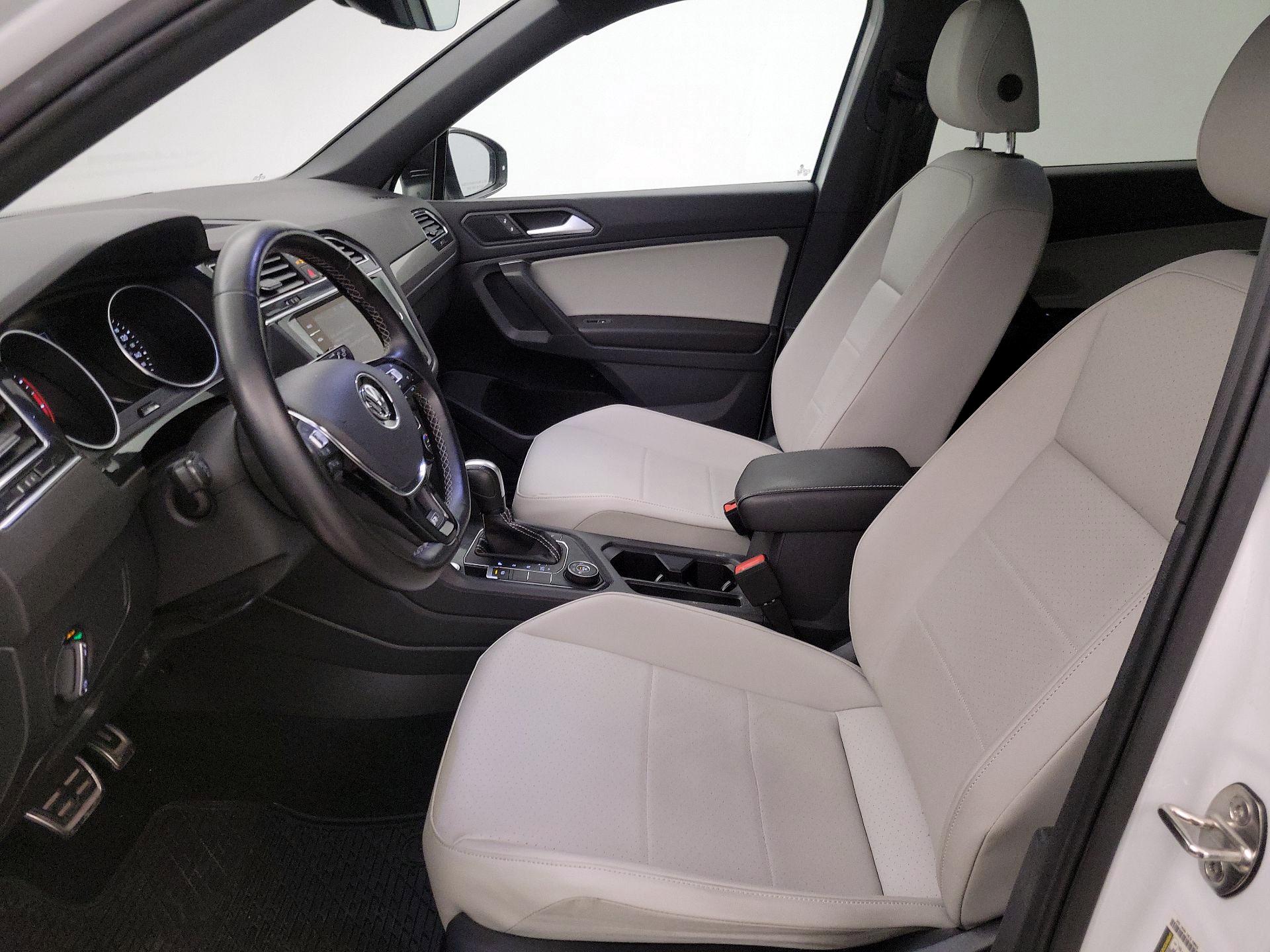 Thumbnail: 2021 Volkswagen Tiguan - 11