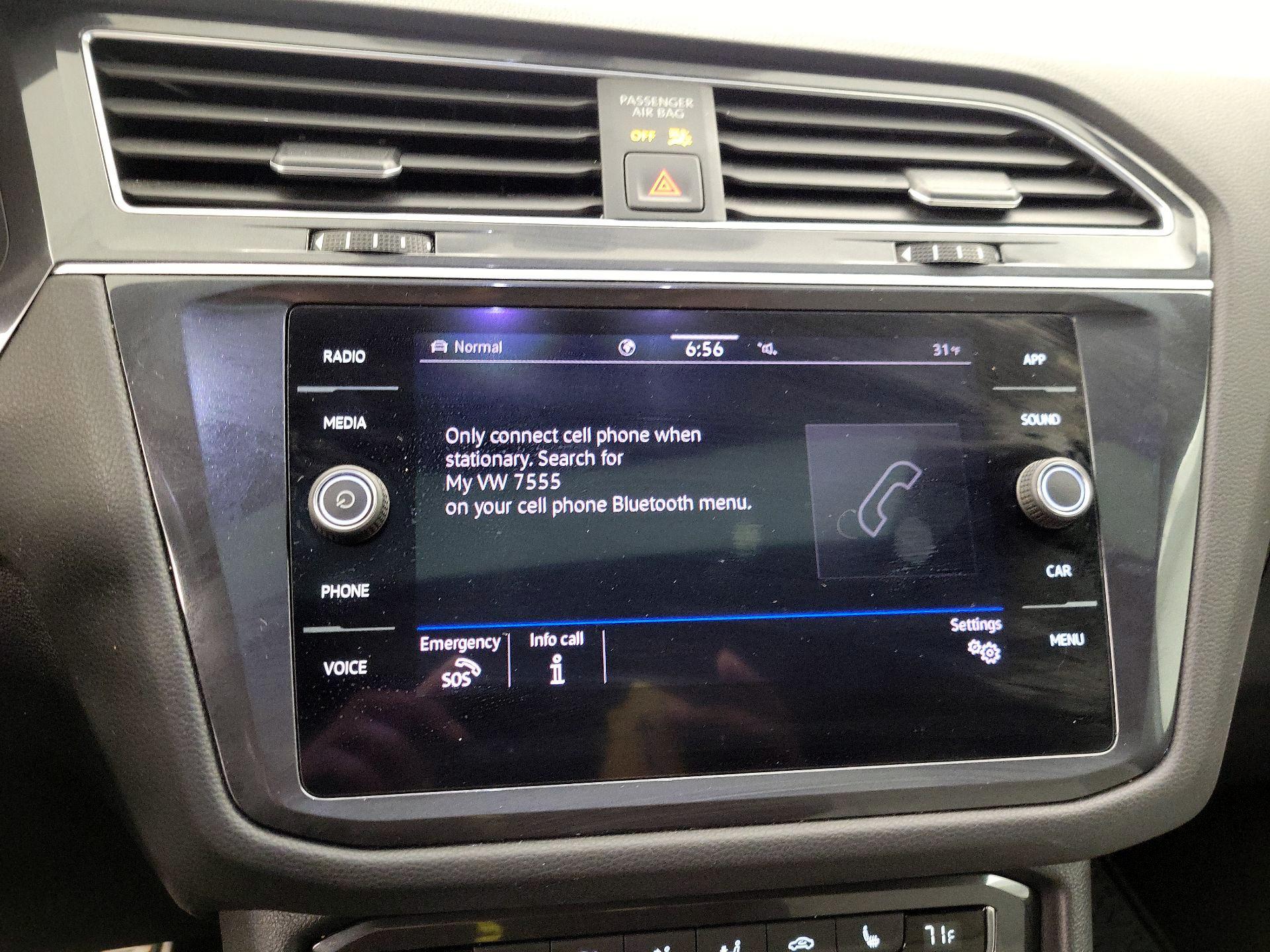 Thumbnail: 2021 Volkswagen Tiguan - 15