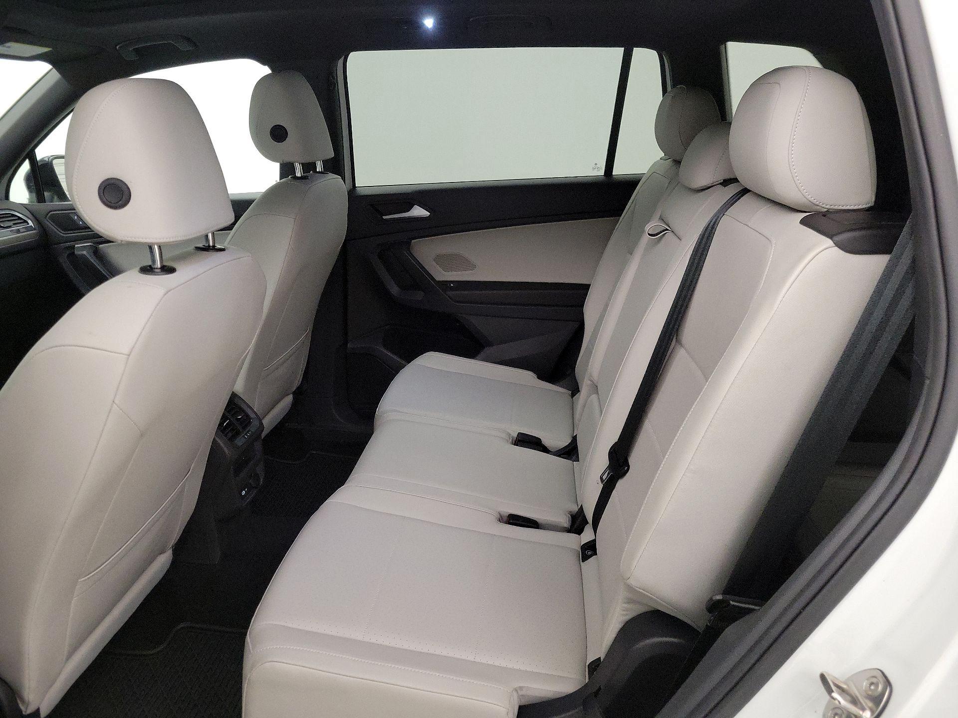 Thumbnail: 2021 Volkswagen Tiguan - 20