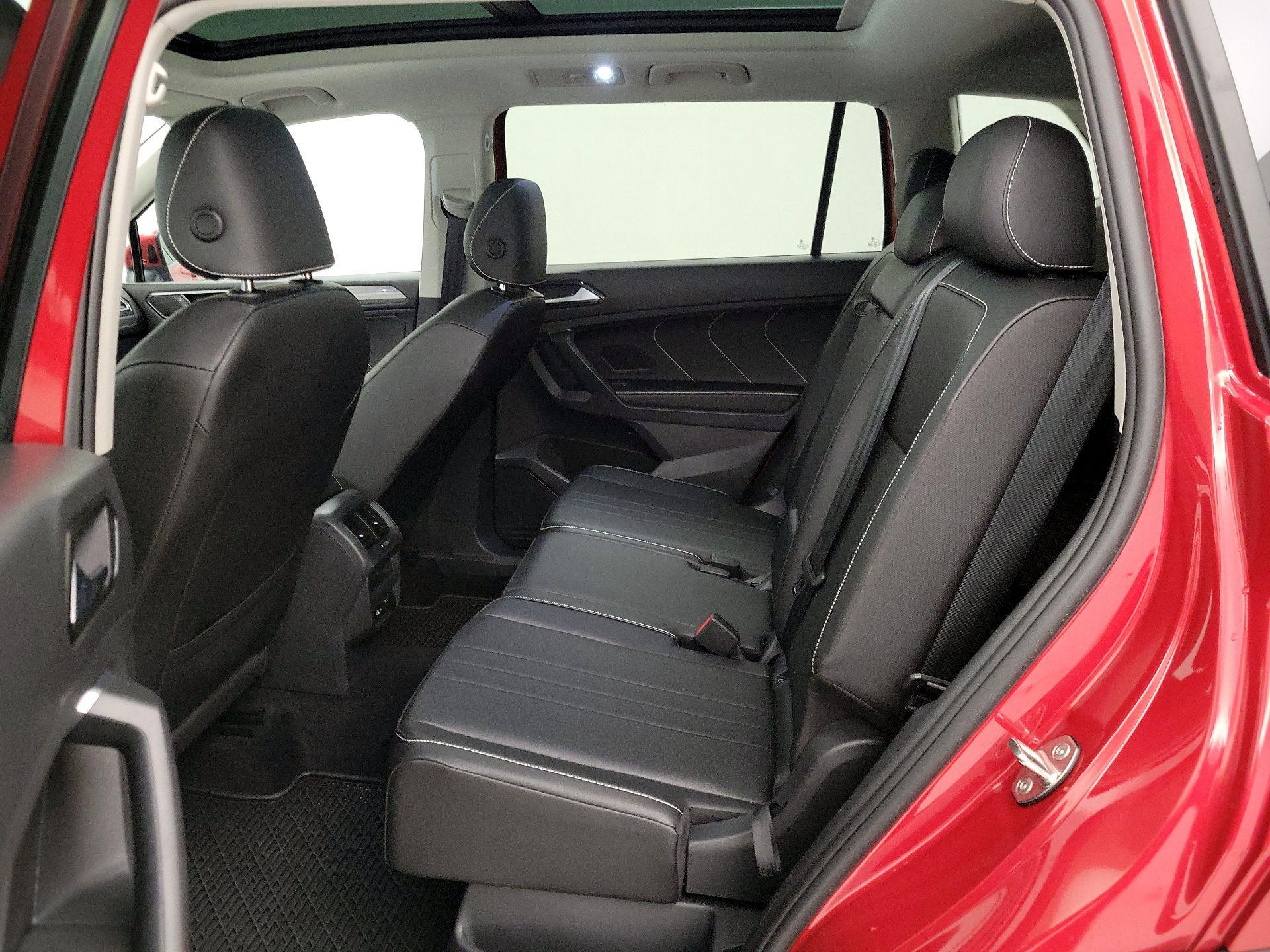 Thumbnail: 2023 Volkswagen Tiguan - 20