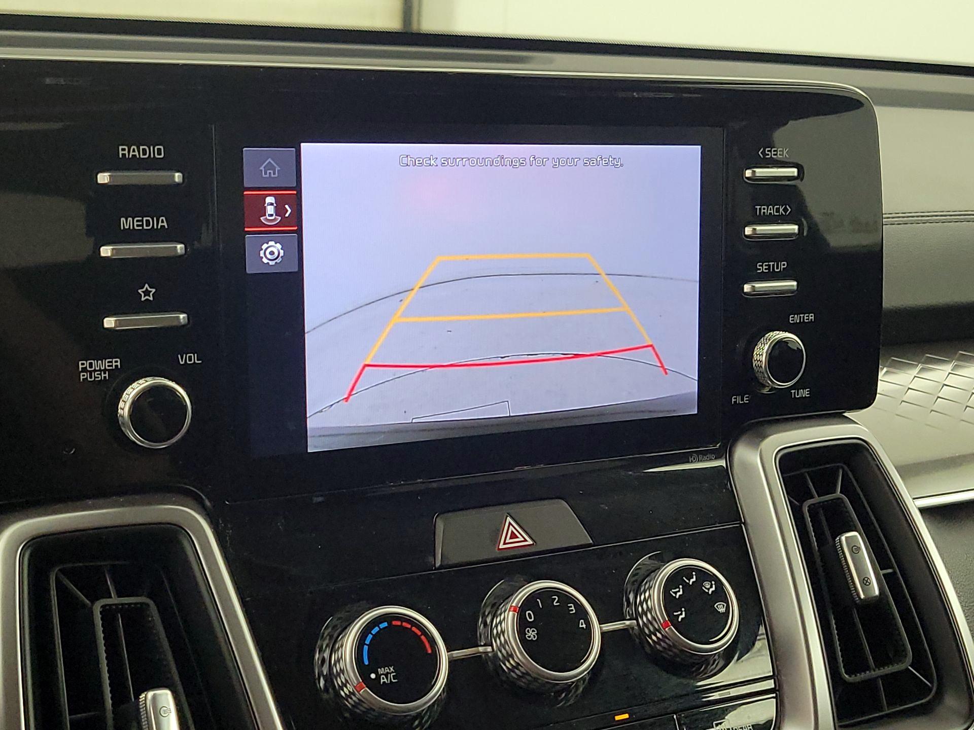 Thumbnail: 2023 Kia Sorento - 14