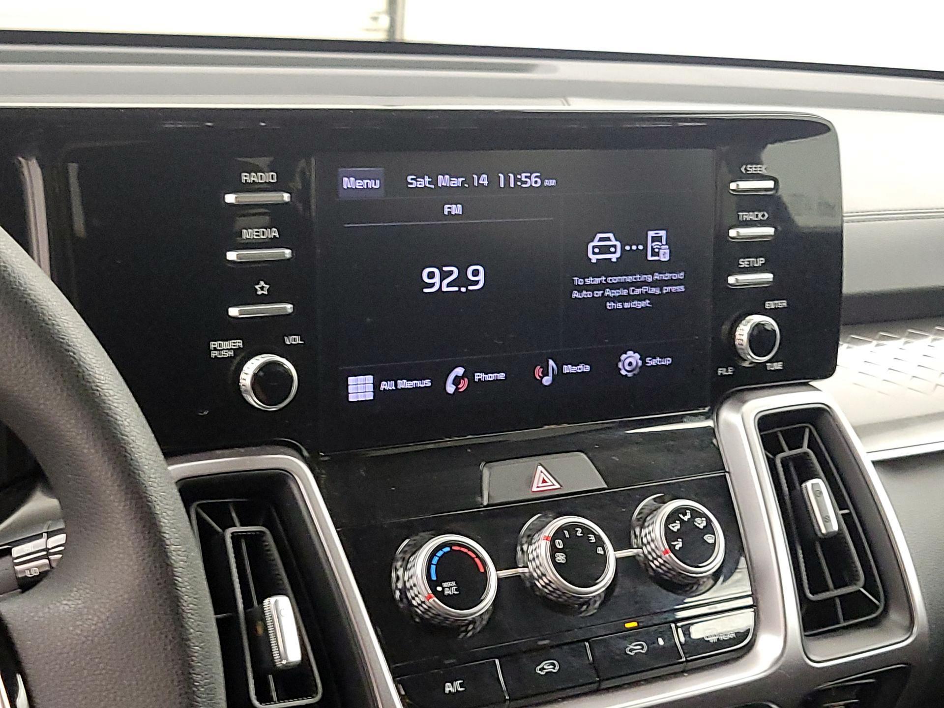 Thumbnail: 2023 Kia Sorento - 15